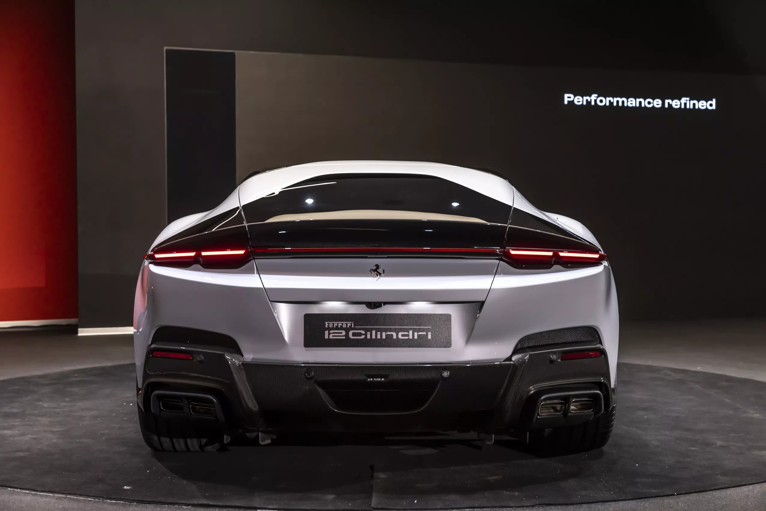 ferrari,  12Cilindri,  12Cilindri spider,  sieu xe,  ferrari 12Cilindri,  ferrari 12Cilindri spider,  812 superfast,  812 competizione,  812,  v12 anh 9