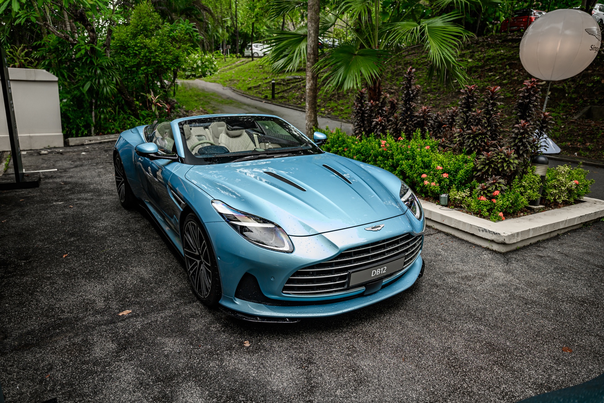 aston martin,  db12,  db12 volante,  gt,  grand tourer,  sieu xe,  singapore anh 1