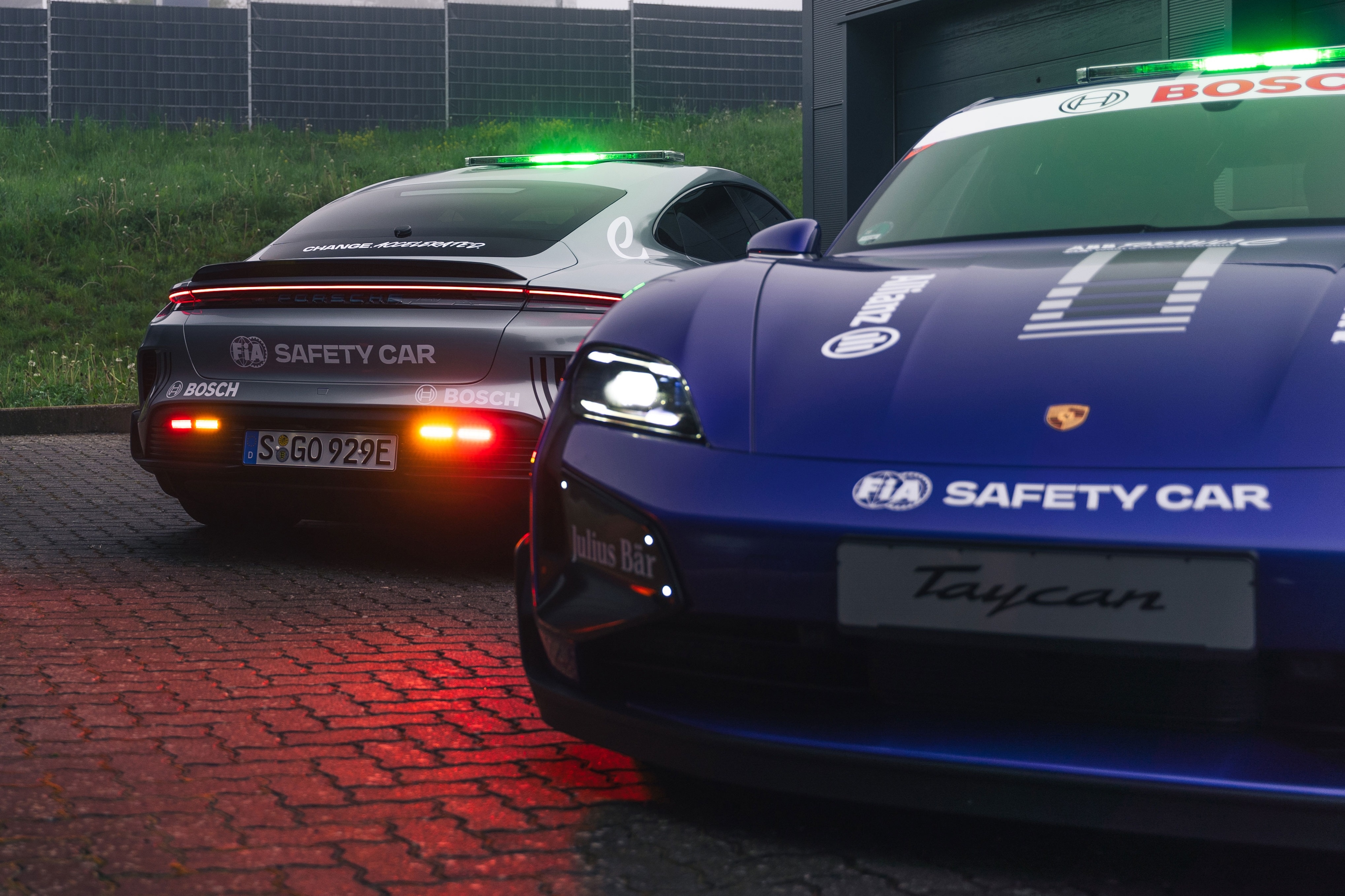 porsche,  taycan,  taycan turbo gt,  taycan turbo s,  xe điện,  ev,  formula e,  safety car,  xe an toàn ảnh 3 porsche,  taycan,  taycan turbo gt,  taycan turbo s,  xe dien,  ev,  formula e,  safety car,  xe an toan anh 3