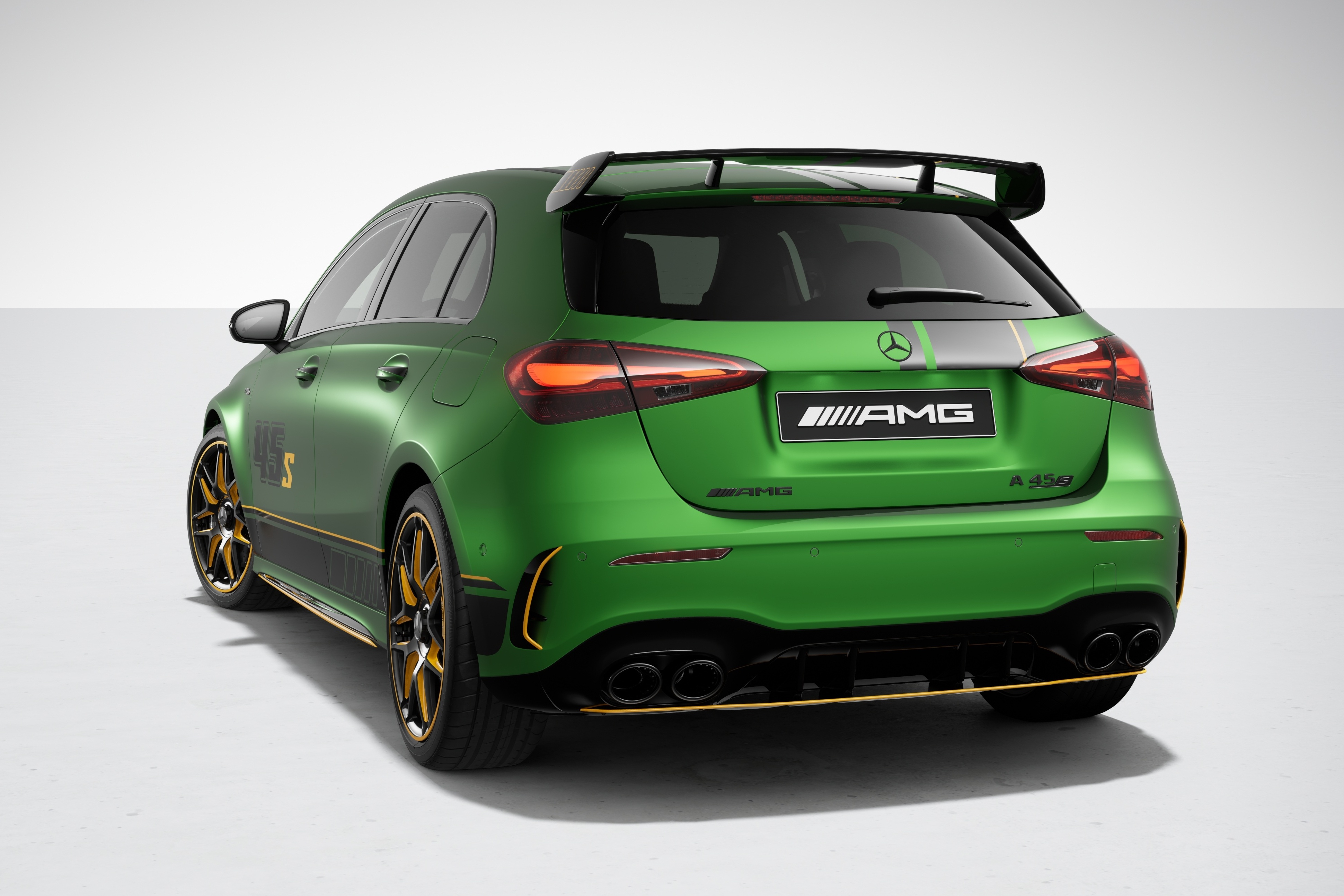 mercedes,  amg,  a45,  a 45,  a45 s,  limited edition,  gioi han,  hatchback,  hieu nang cao anh 4