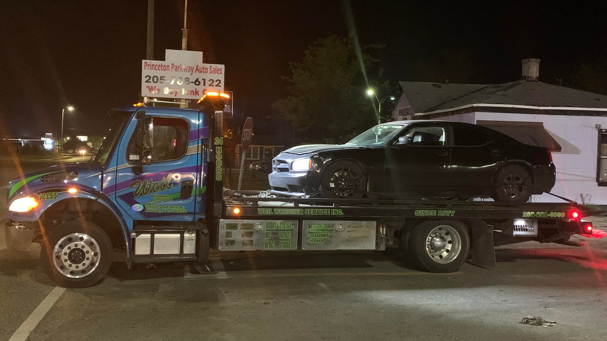 canh sat,  canh sat my,  dua xe,  tich thu,  dodge,  challenger,  charger,  ford,  mustang,  chevrolet,  camaro anh 7