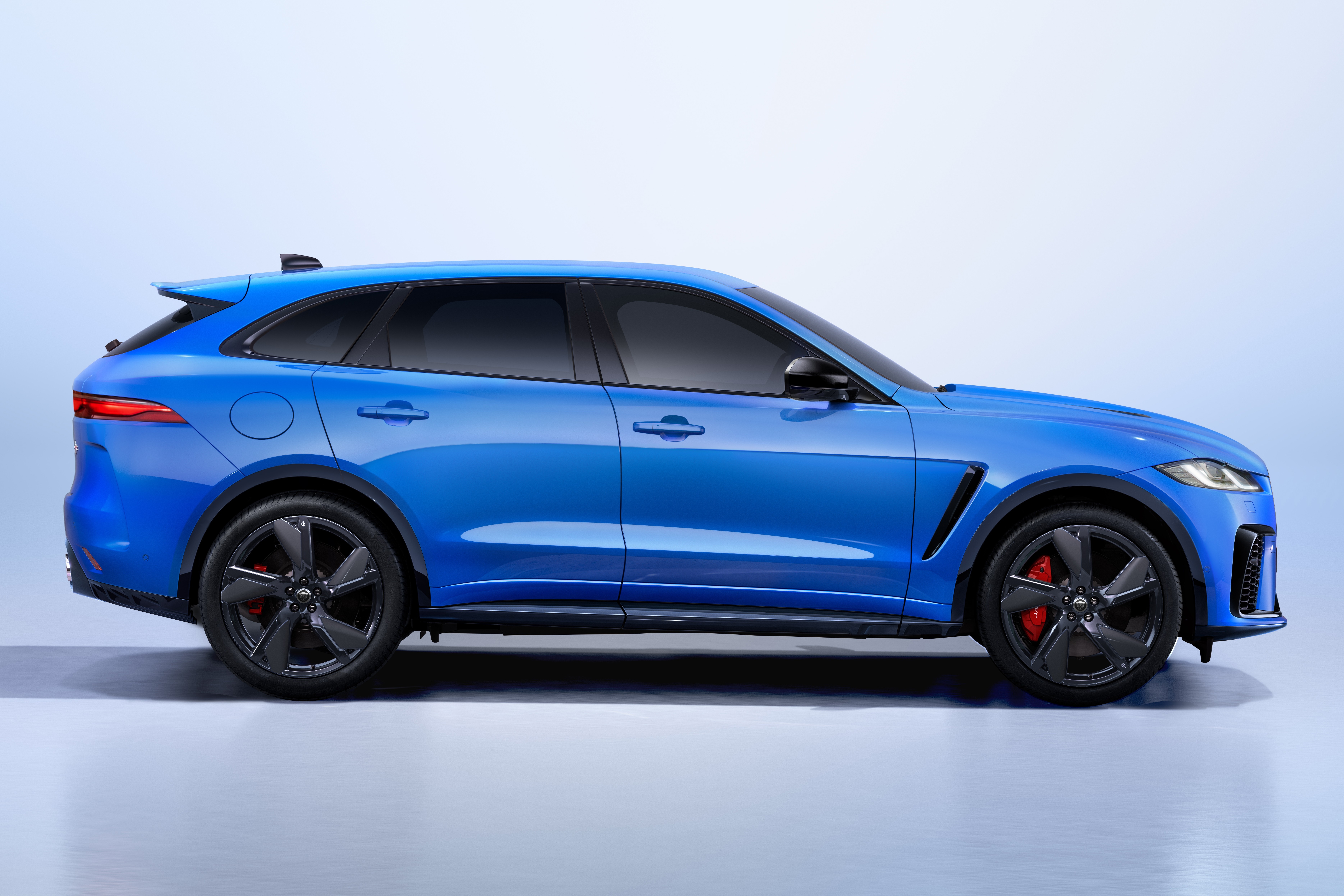 jaguar,  f-pace,  f-type,  f-pace svr,  suv,  90th Anniversary Edition,  575 Edition. anh 8
