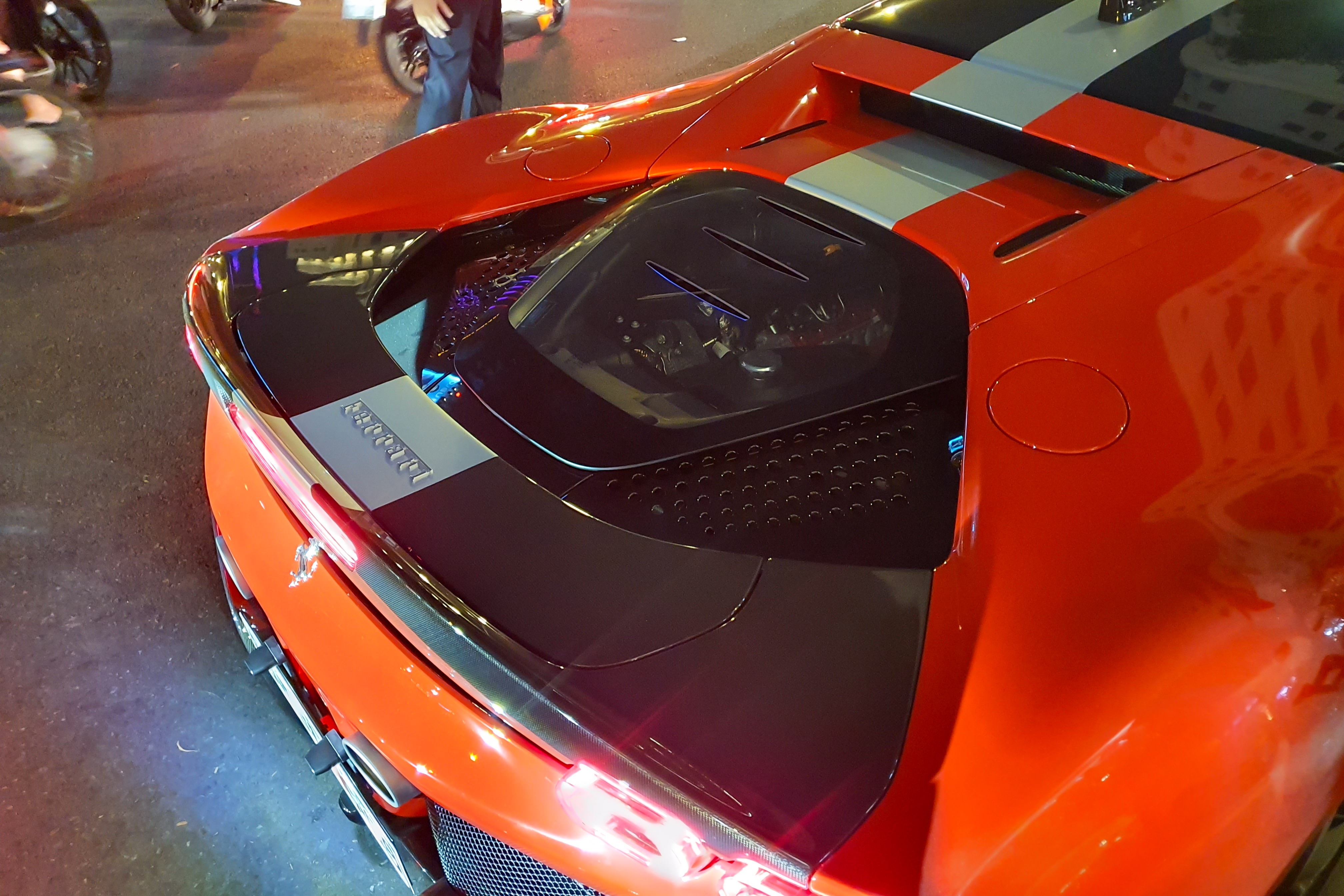 ferrari,  sf90,  sf90 stradale,  sf90 spider,  assetto fiorano,  sf90 assetto fiorano,  viet nam,  bien so anh 9