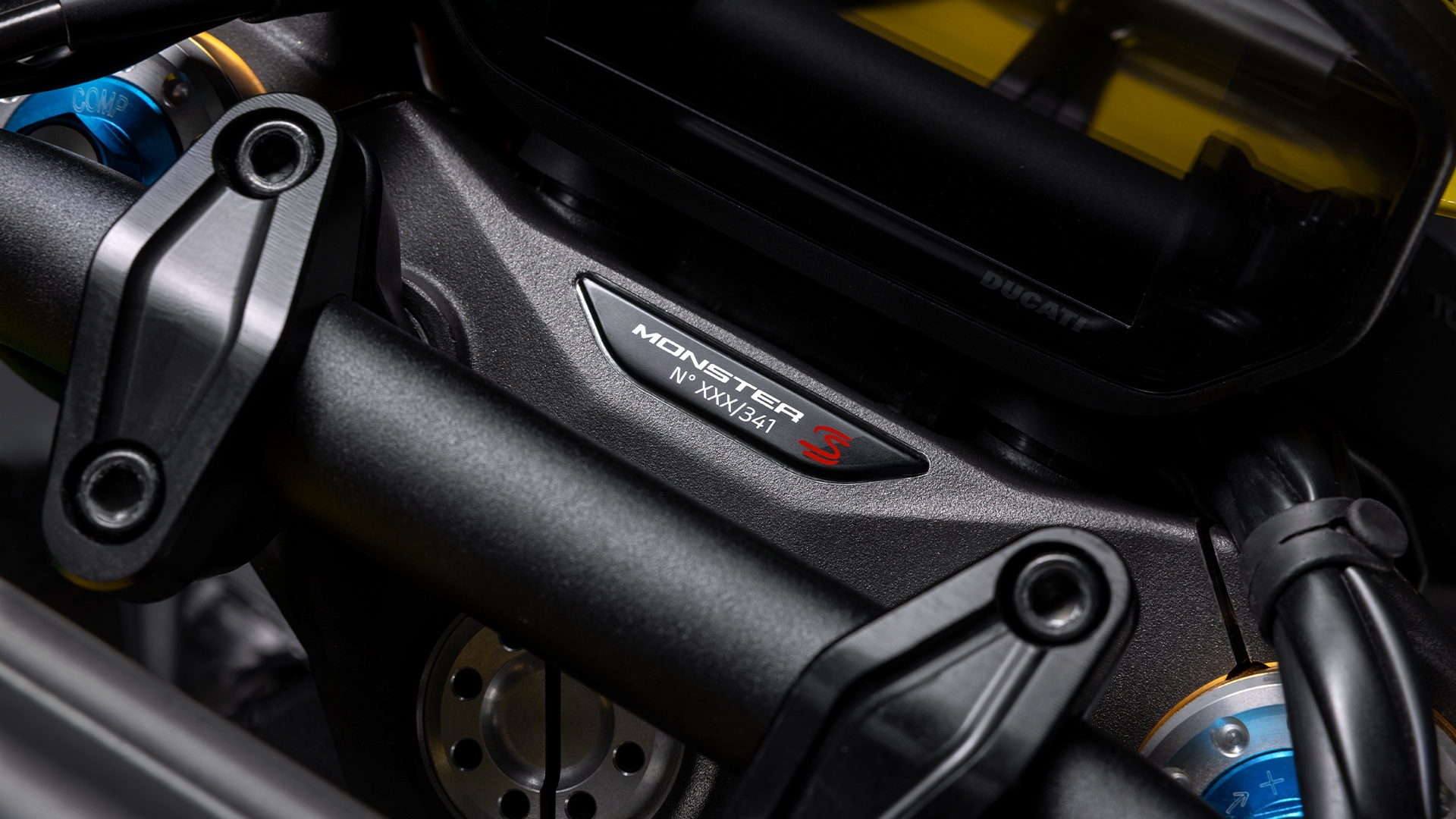 ducati,  monster,  senna,  monster senna,  ducati monster,  ducati monster senna,  nakedbike,  bản giới hạn,  ayrton senna ảnh 9 ducati,  monster,  senna,  monster senna,  ducati monster,  ducati monster senna,  nakedbike,  ban gioi han,  ayrton senna anh 9
