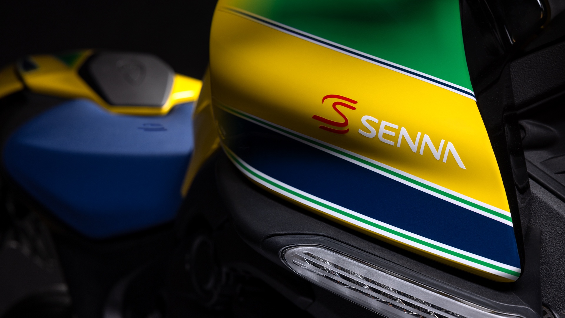 ducati,  monster,  senna,  monster senna,  ducati monster,  ducati monster senna,  nakedbike,  bản giới hạn,  ayrton senna ảnh 29 ducati,  monster,  senna,  monster senna,  ducati monster,  ducati monster senna,  nakedbike,  ban gioi han,  ayrton senna anh 29