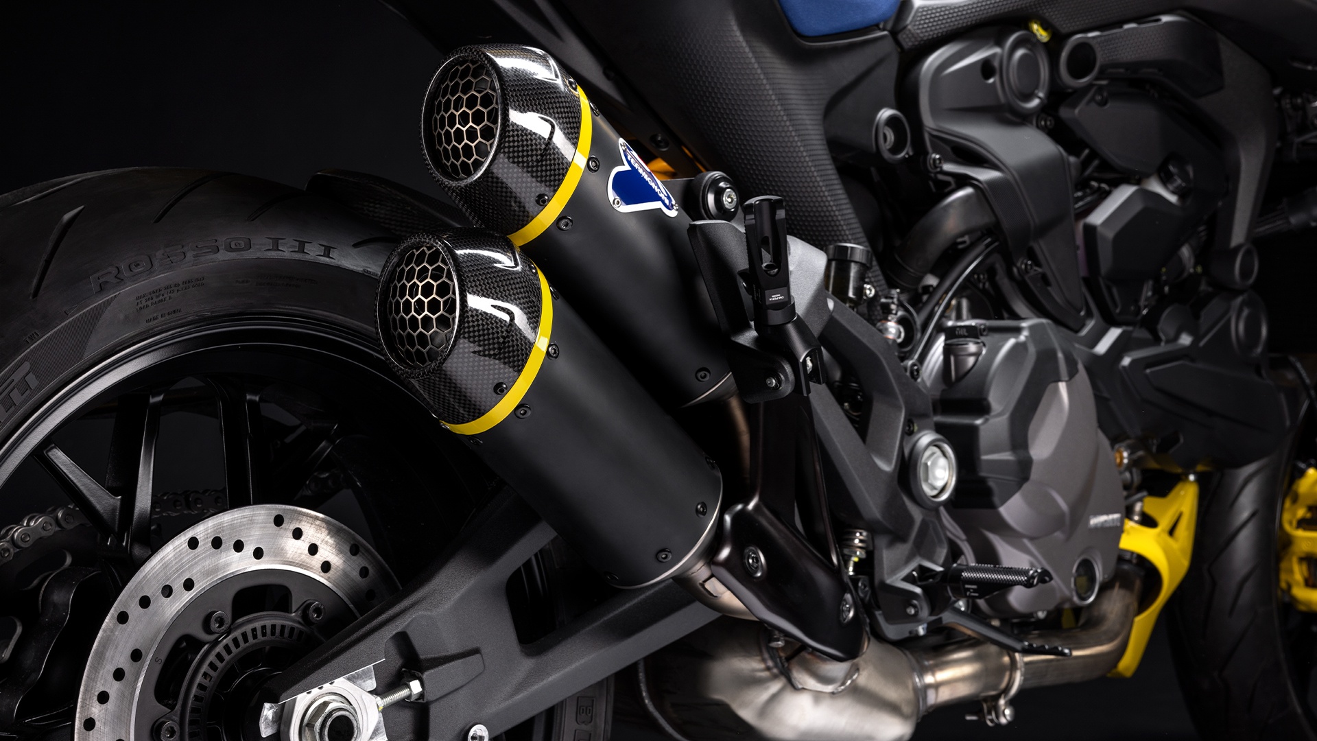 ducati,  monster,  senna,  monster senna,  ducati monster,  ducati monster senna,  nakedbike,  bản giới hạn,  ayrton senna ảnh 21 ducati,  monster,  senna,  monster senna,  ducati monster,  ducati monster senna,  nakedbike,  ban gioi han,  ayrton senna anh 21
