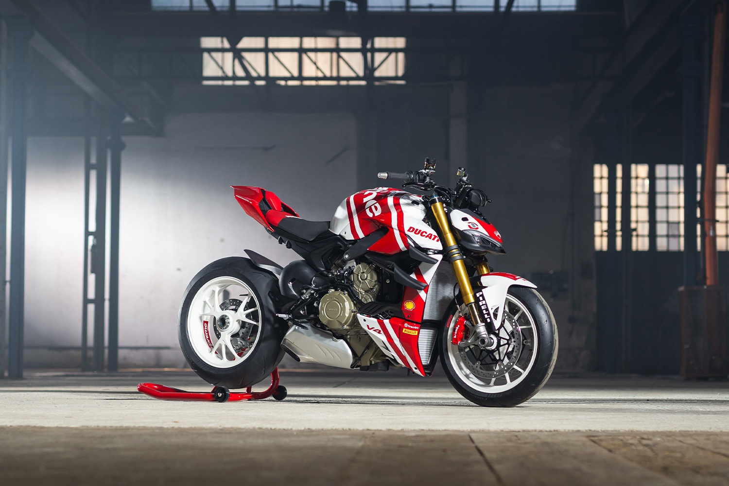 Ducati Streetfighter V4 S Supreme có giá 50.000 USD