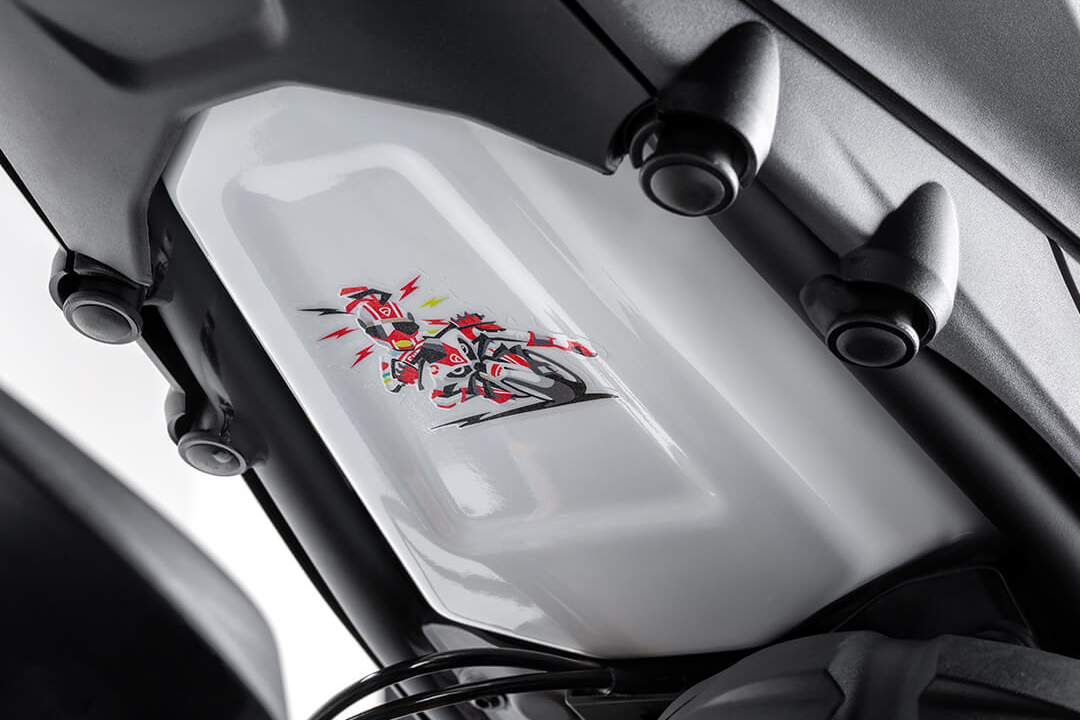Ducati Streetfighter V4 S Supreme có giá 50.000 USD