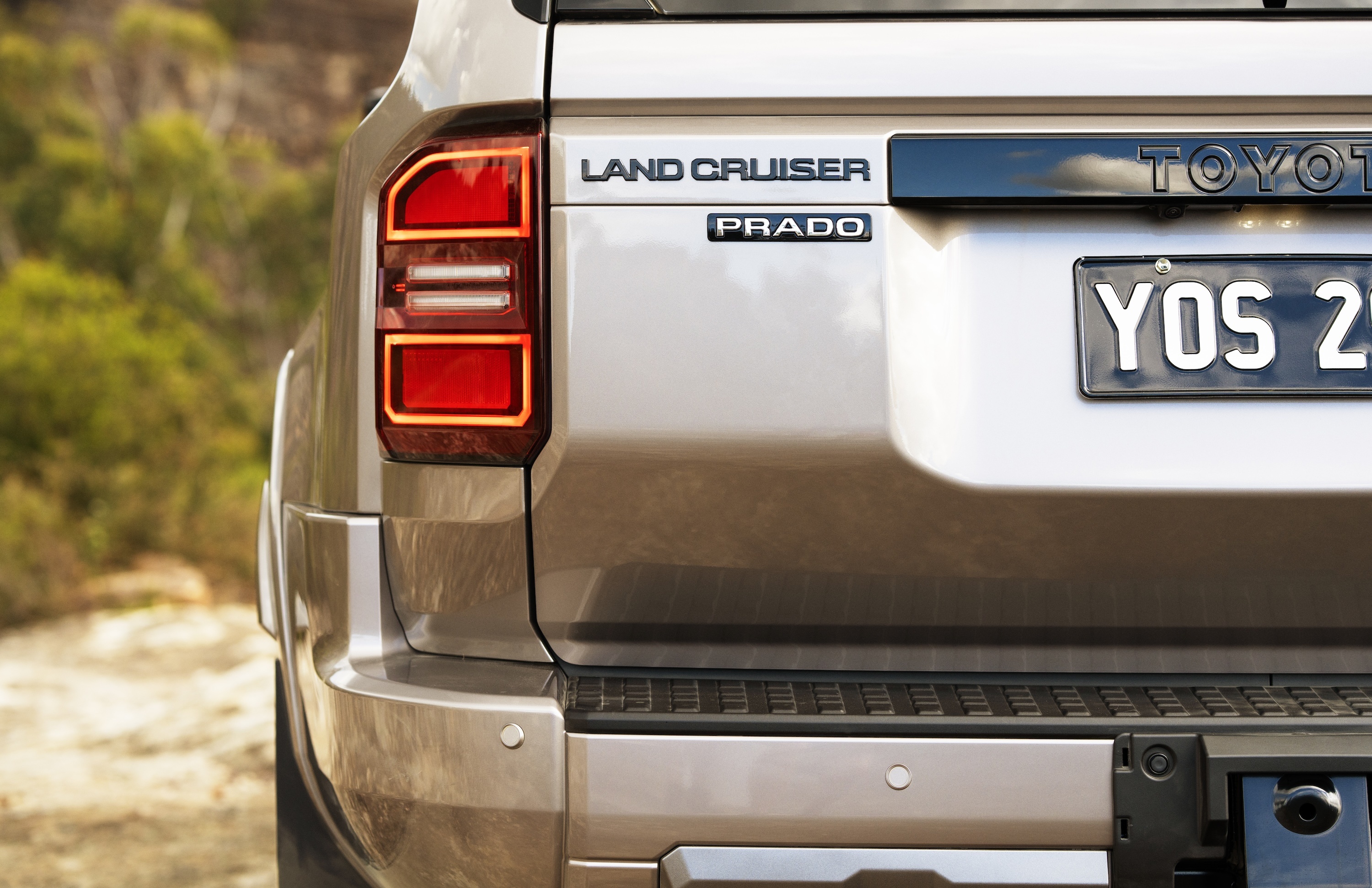 land cruiser,  toyota,  land cruiser prado,  prado,  suv,  dia hinh,  australia,  kakadu anh 6