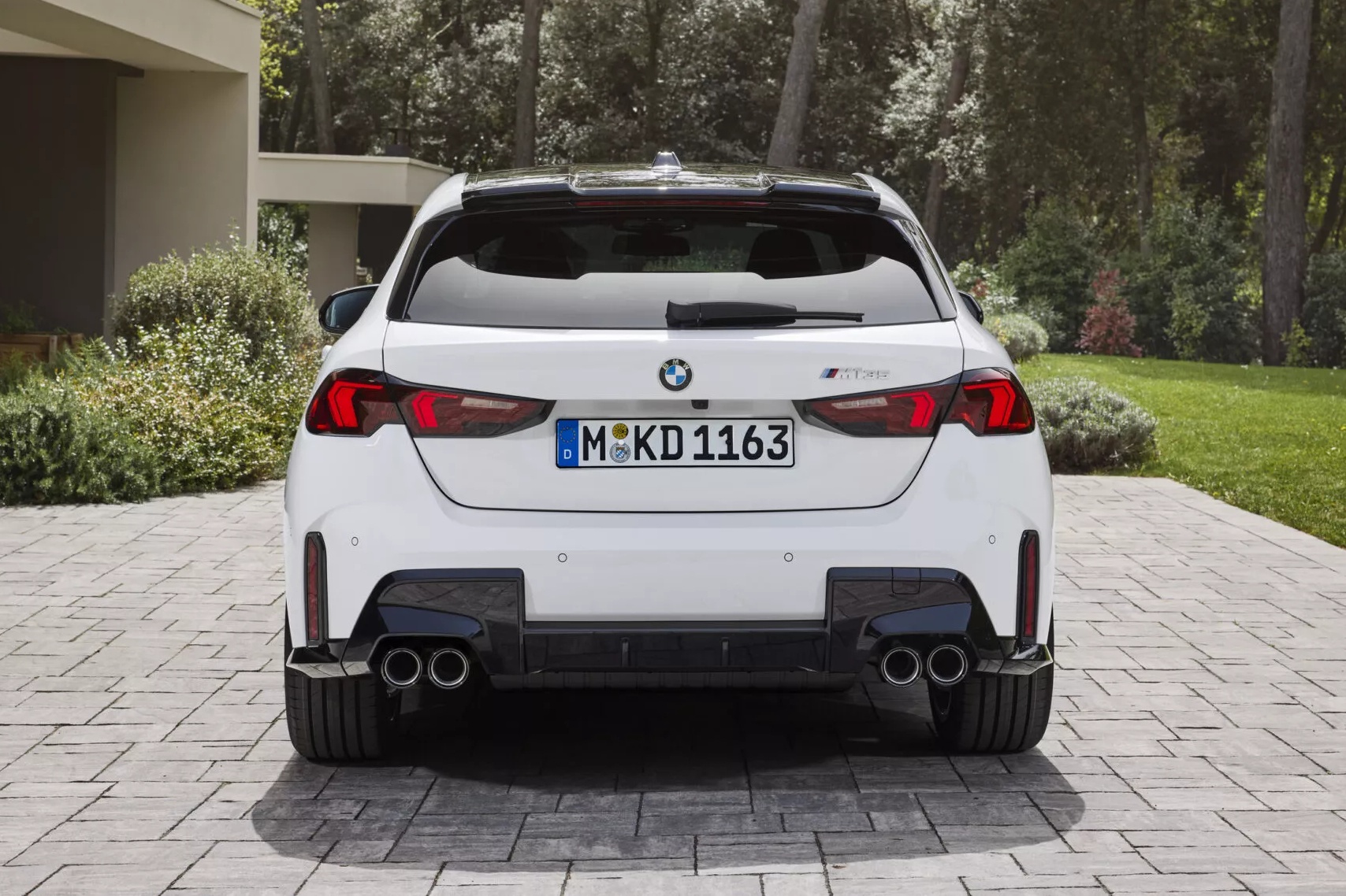 bmw,  1 series,  f70,  thế hệ mới,  hatchback ảnh 11 bmw,  1 series,  f70,  the he moi,  hatchback anh 11