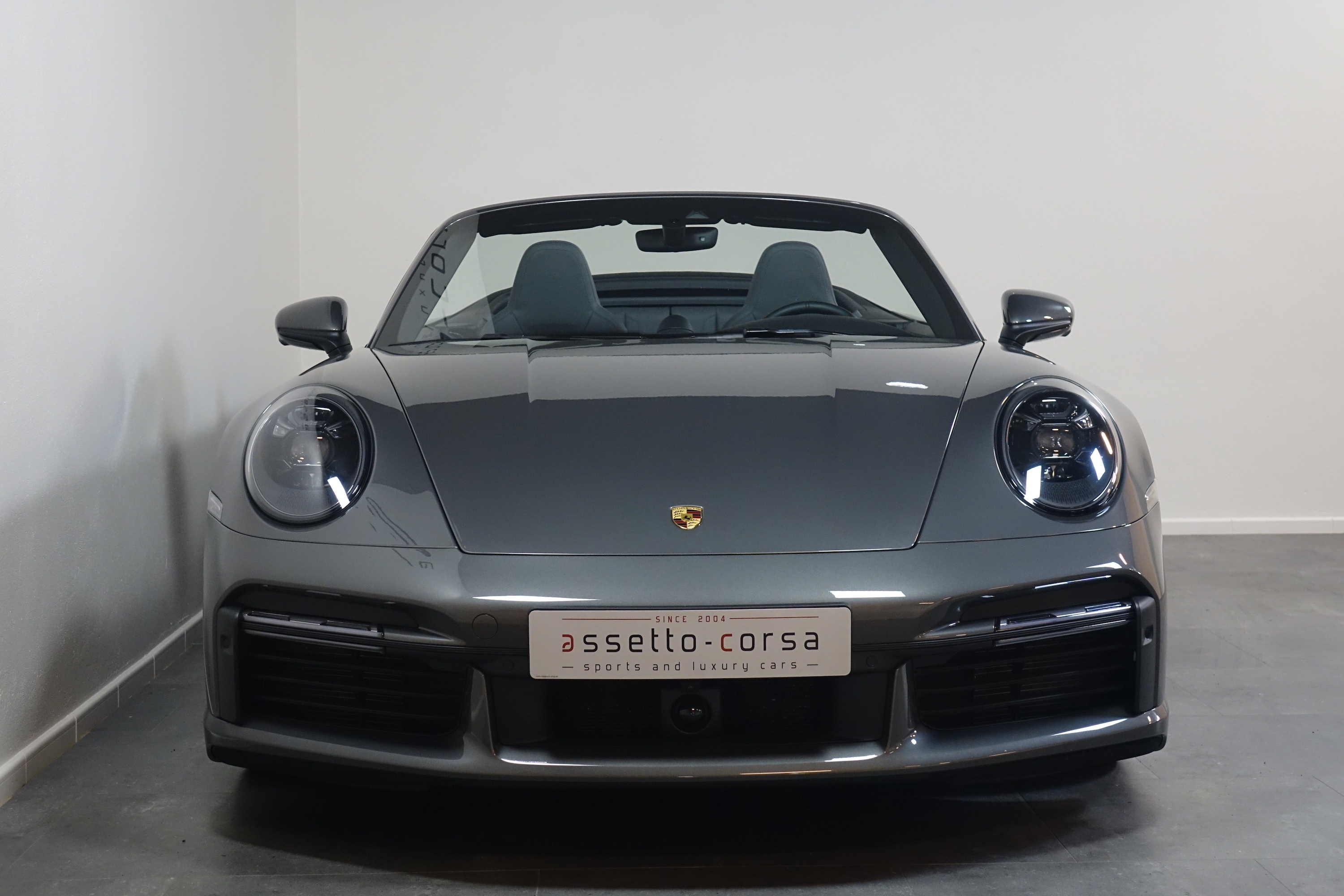 porsche,  911,  turbo,  turbo s,  911 turbo s,  911 turbo,  xe the thao,  tai nan,  chim duoi nuoc,  my anh 8