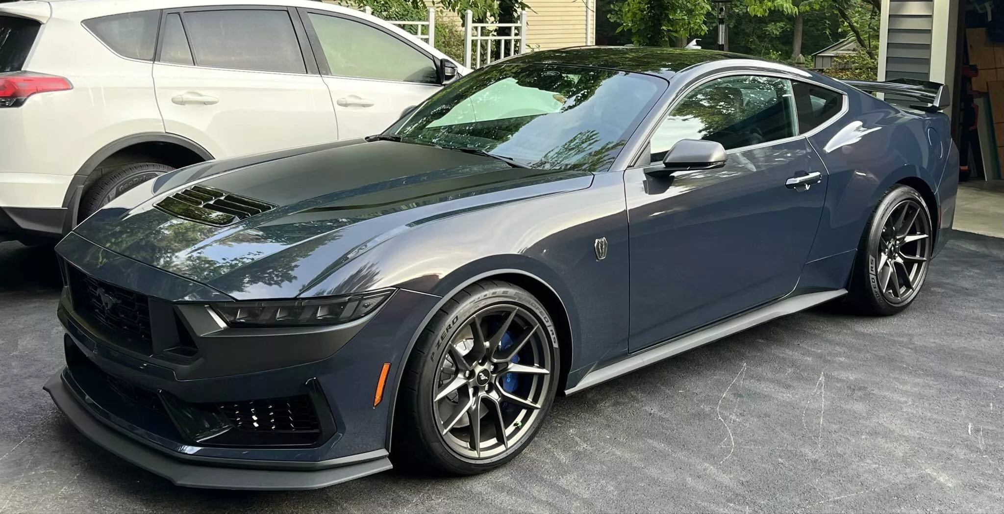 ford,  mustang,  mustang gt,  mustang dark horse,  dark horse,  xe co bap,  chay,  hoa hoan,  trieu hoi,  boi thuong anh 9