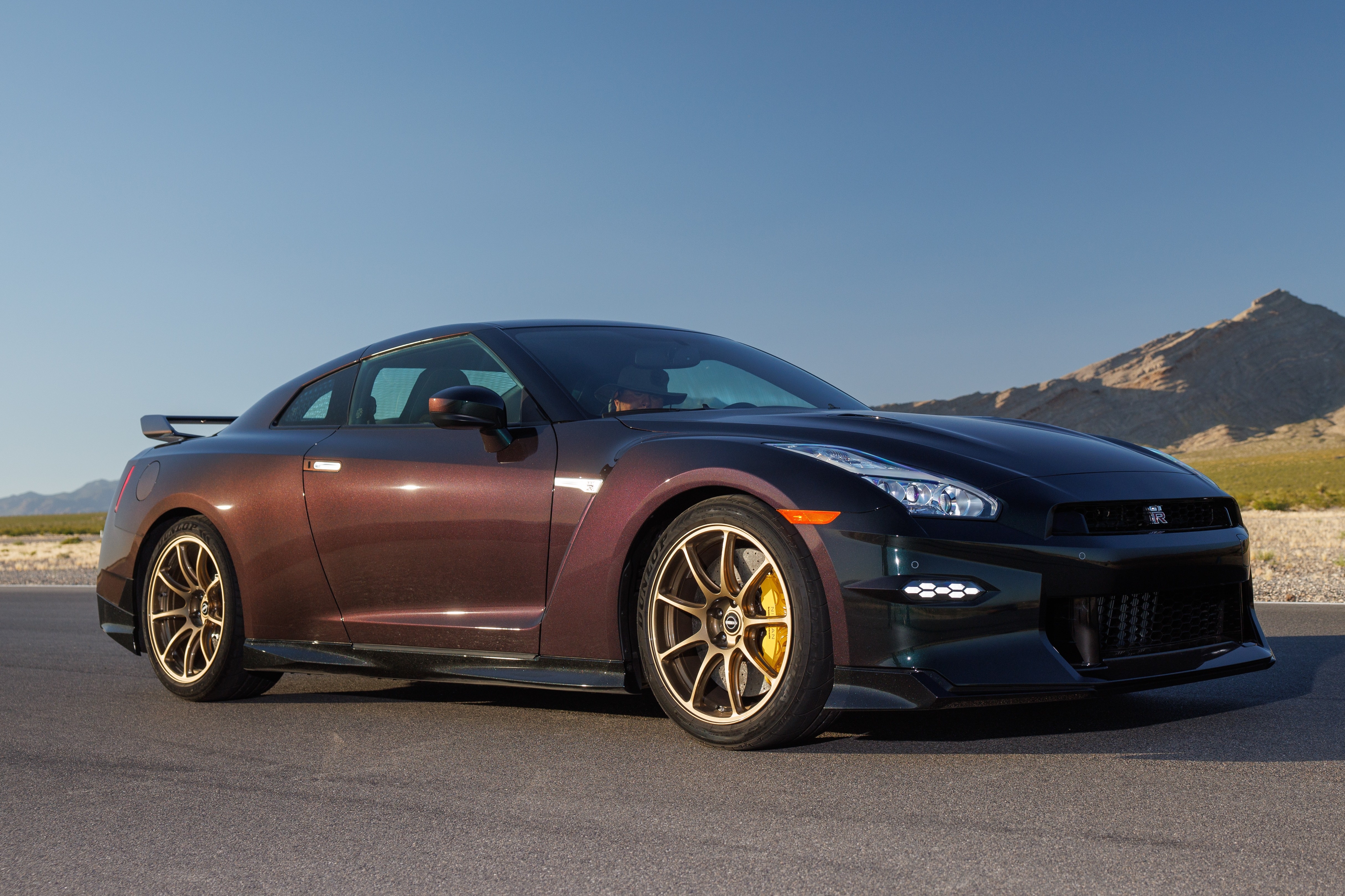 nissan,  gt-r,  r35,  r36,  skyline,  takumi,  takumi edition,  skyline edition,  t-spec,  gt-r t-spec,  nissan gt-r,  sieu xe anh 3