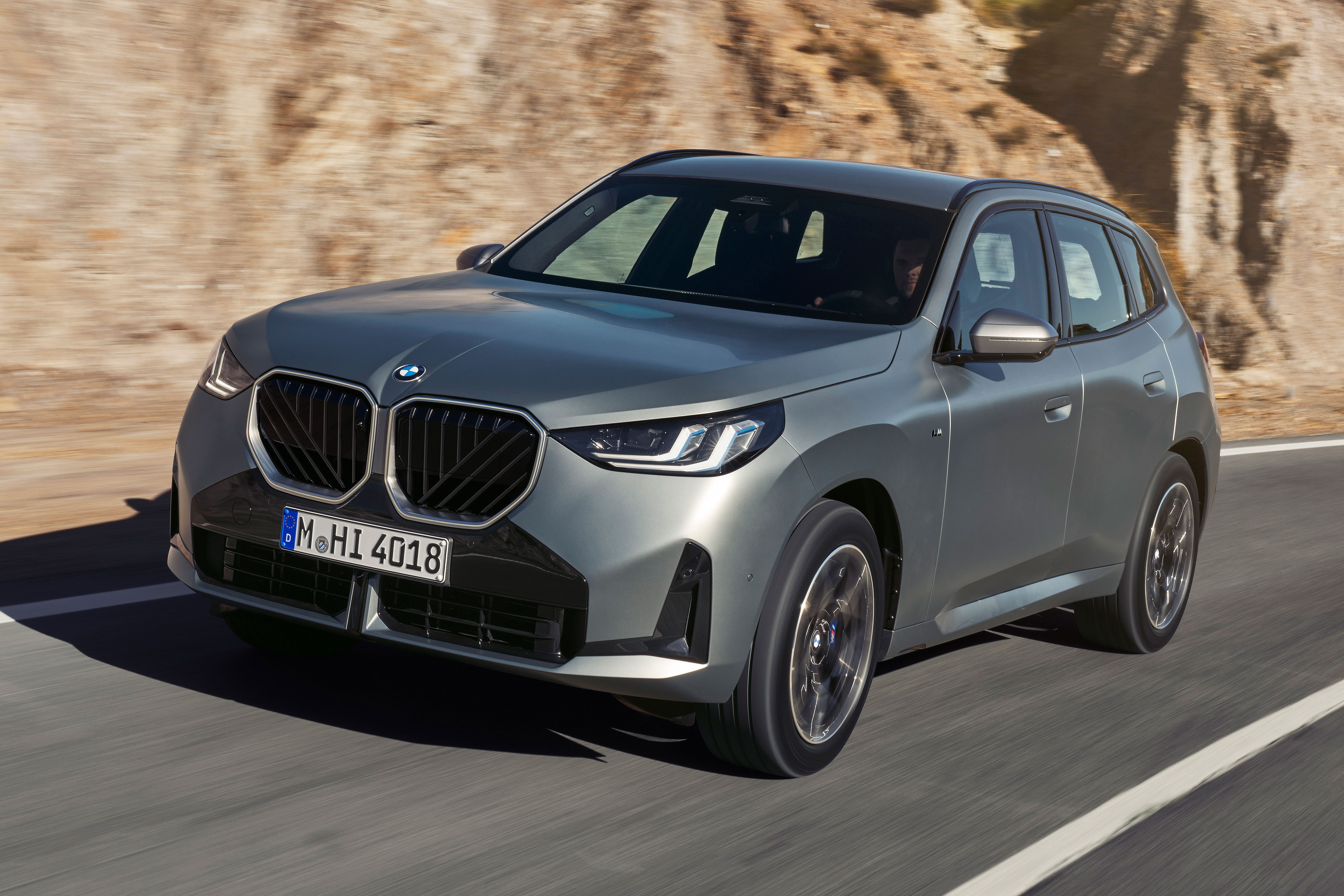 Chi tiet BMW X3 the he moi vua ra mat hinh anh