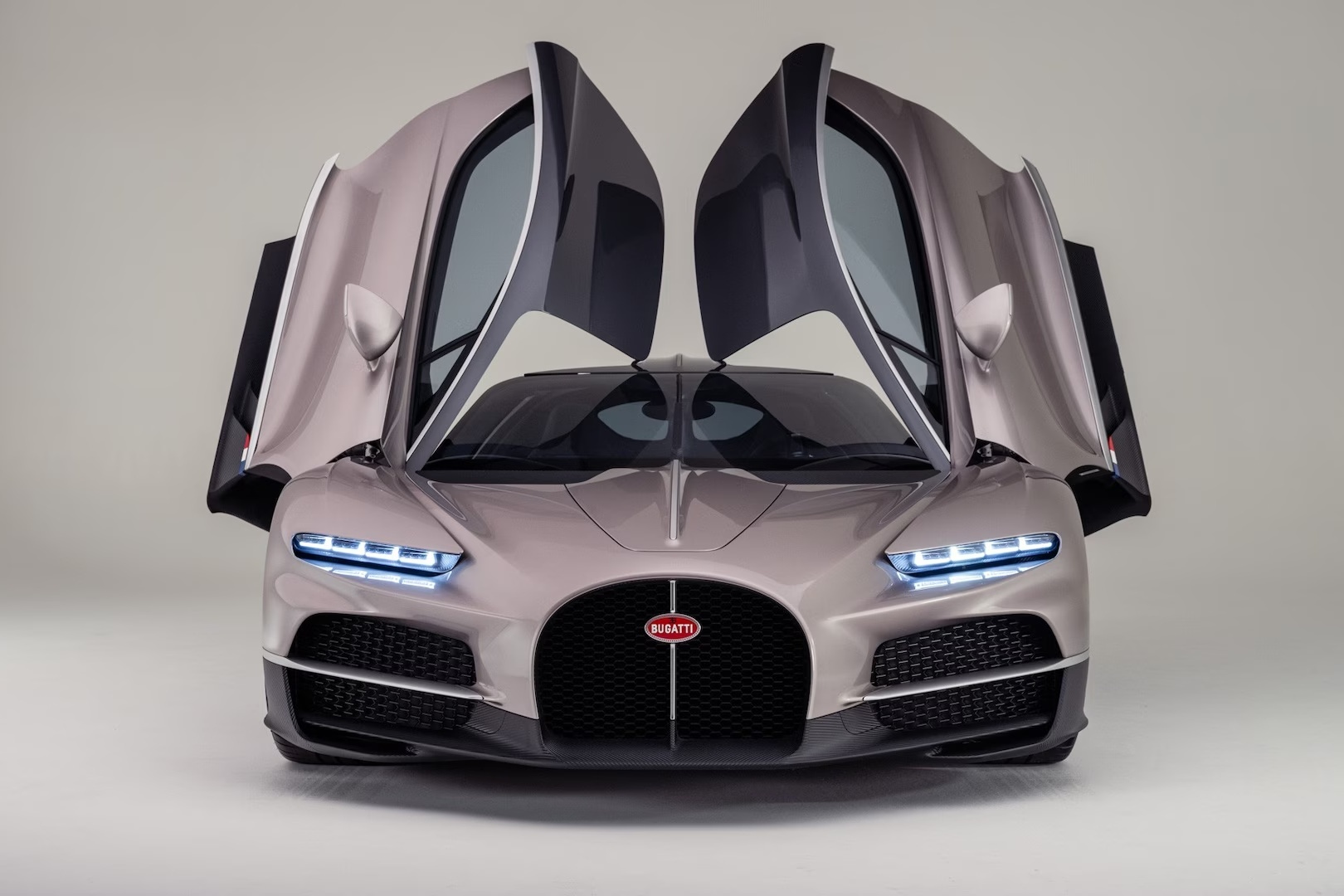 bugatti,  chiron,  veyron,  divo,  centodieci,  W16 Mistral,  bolide,  La Voiture Noire,  tourbillon,  siêu xe,  hypercar,  w16,  v16,  eb110 ảnh 28 bugatti,  chiron,  veyron,  divo,  centodieci,  W16 Mistral,  bolide,  La Voiture Noire,  tourbillon,  sieu xe,  hypercar,  w16,  v16,  eb110 anh 28