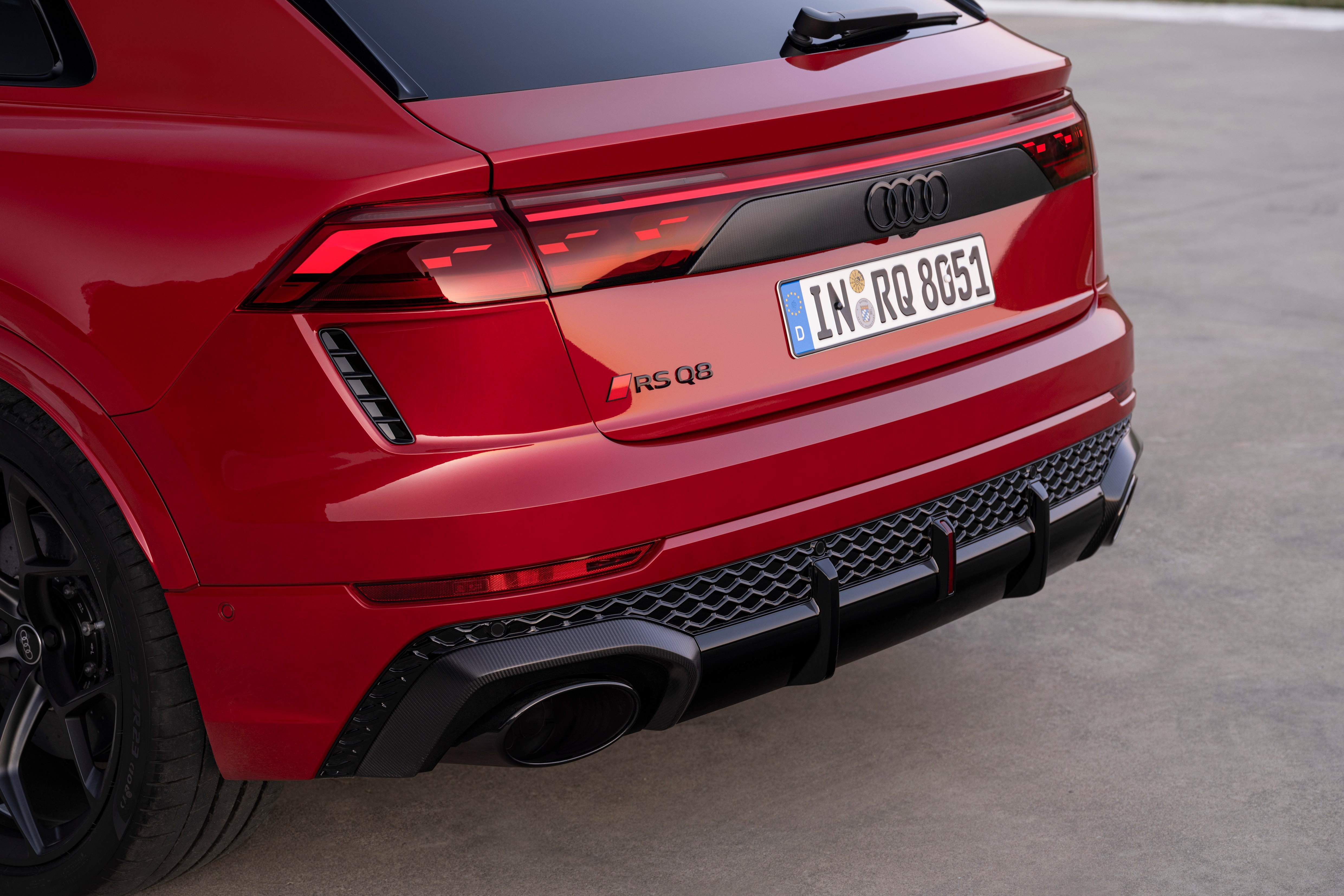 audi,  q8,  q8 e-tron,  rs q8,  audi rs q8,  suv,  hieu nang cao,  nurbugring,  audi rs q8 performance,  rs q8 performance anh 20