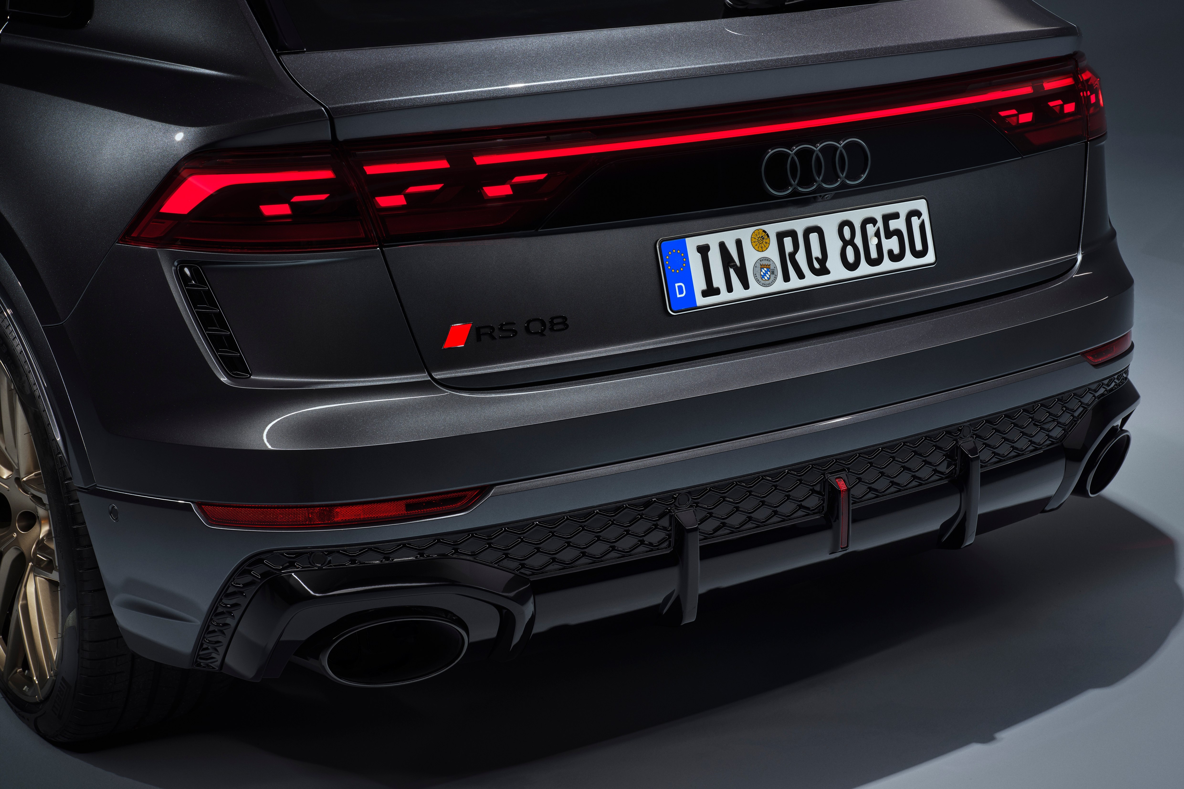 audi,  q8,  q8 e-tron,  rs q8,  audi rs q8,  suv,  hieu nang cao,  nurbugring,  audi rs q8 performance,  rs q8 performance anh 12
