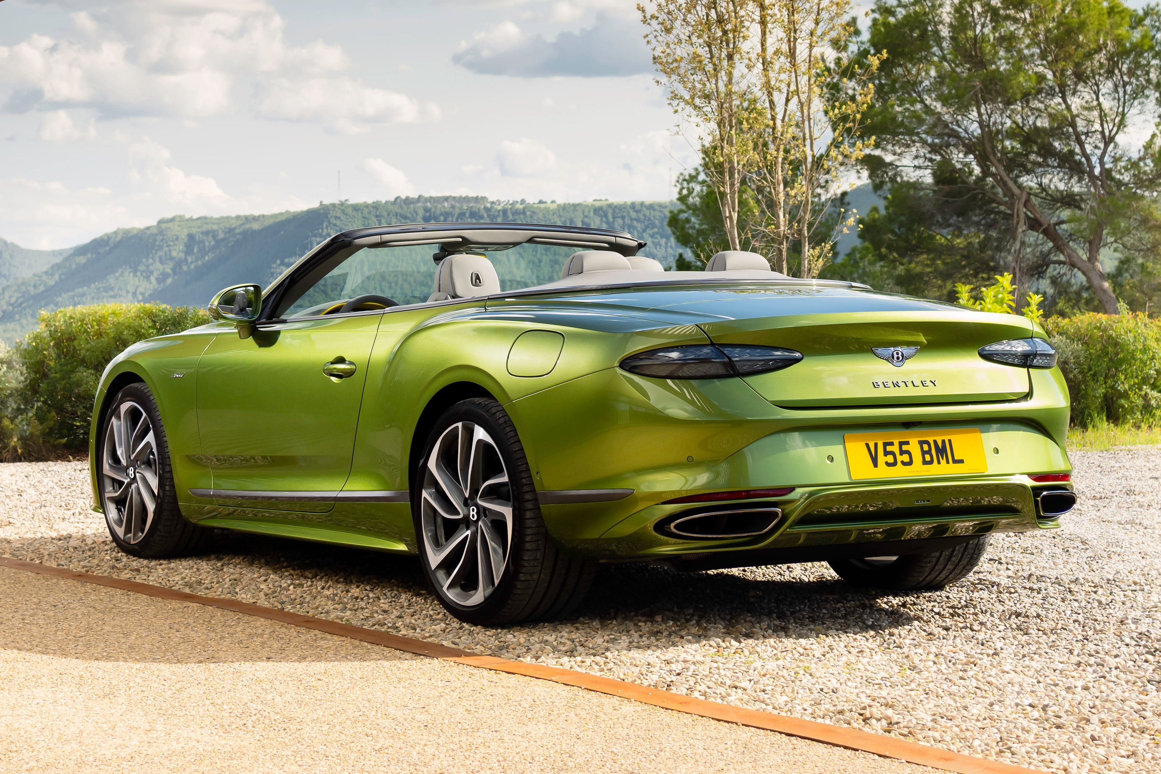 bentley,  continental gt,  continental gtc,  continental gt speed,  continental gtc speed,  grand tourer,  the he moi,  hybrid,  w12,  v8,  v8 hybrid anh 18