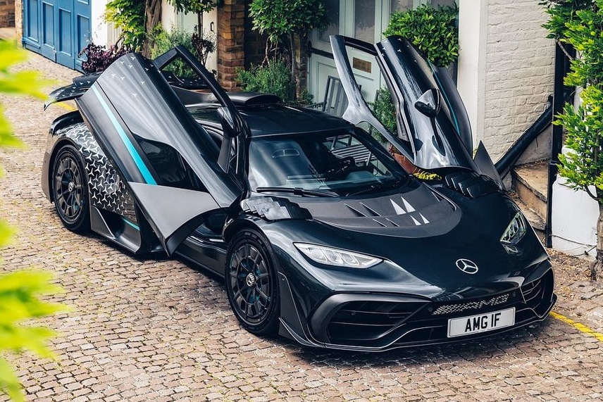 Sieu xe Mercedes-AMG One dau tien xuat hien tai London hinh anh