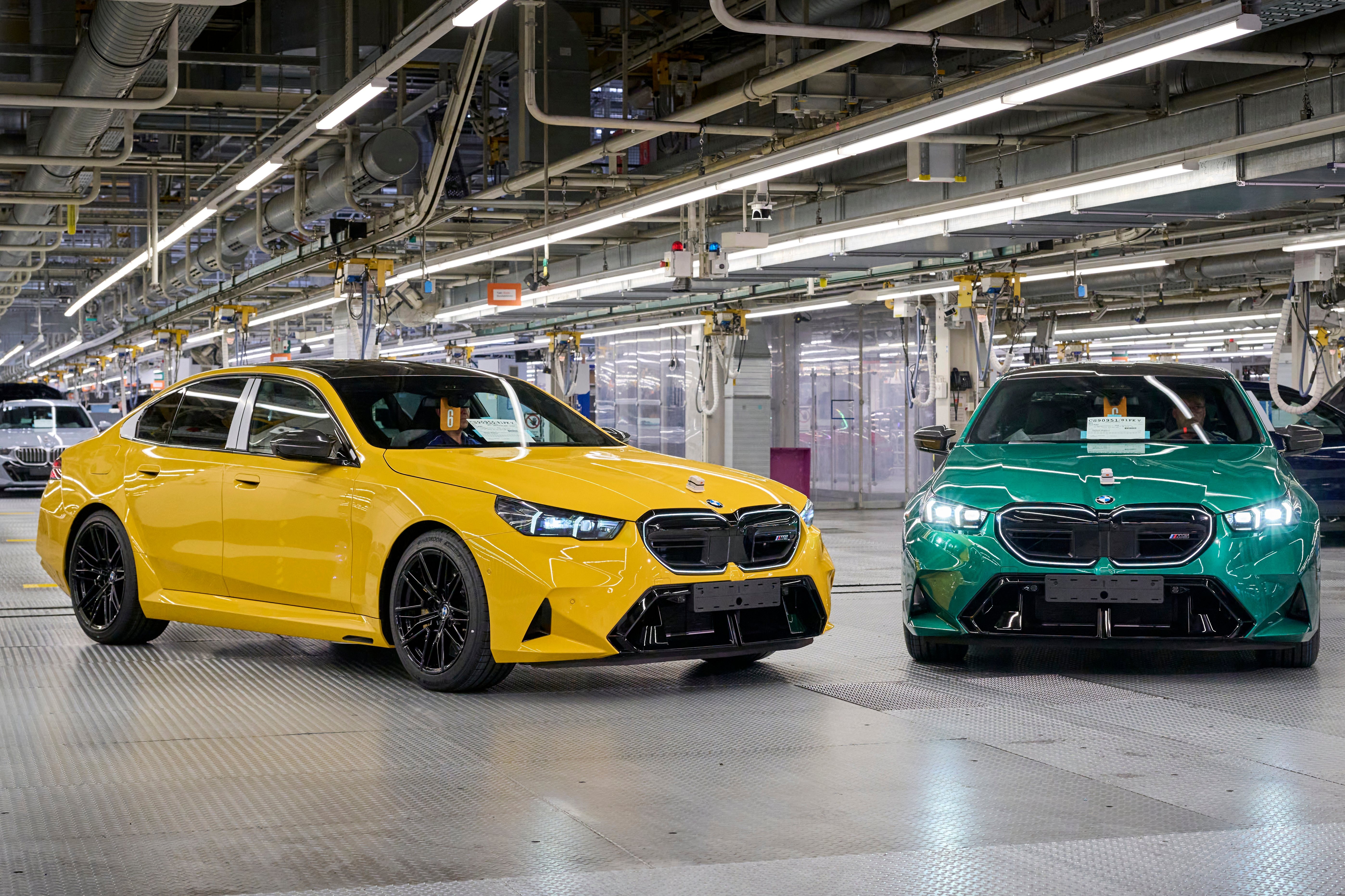 bmw,  m5,  bmw m5,  f90,  g90,  bmw m5 g90,  sedan,  hieu suat cao,  bmw m,  v8 anh 1