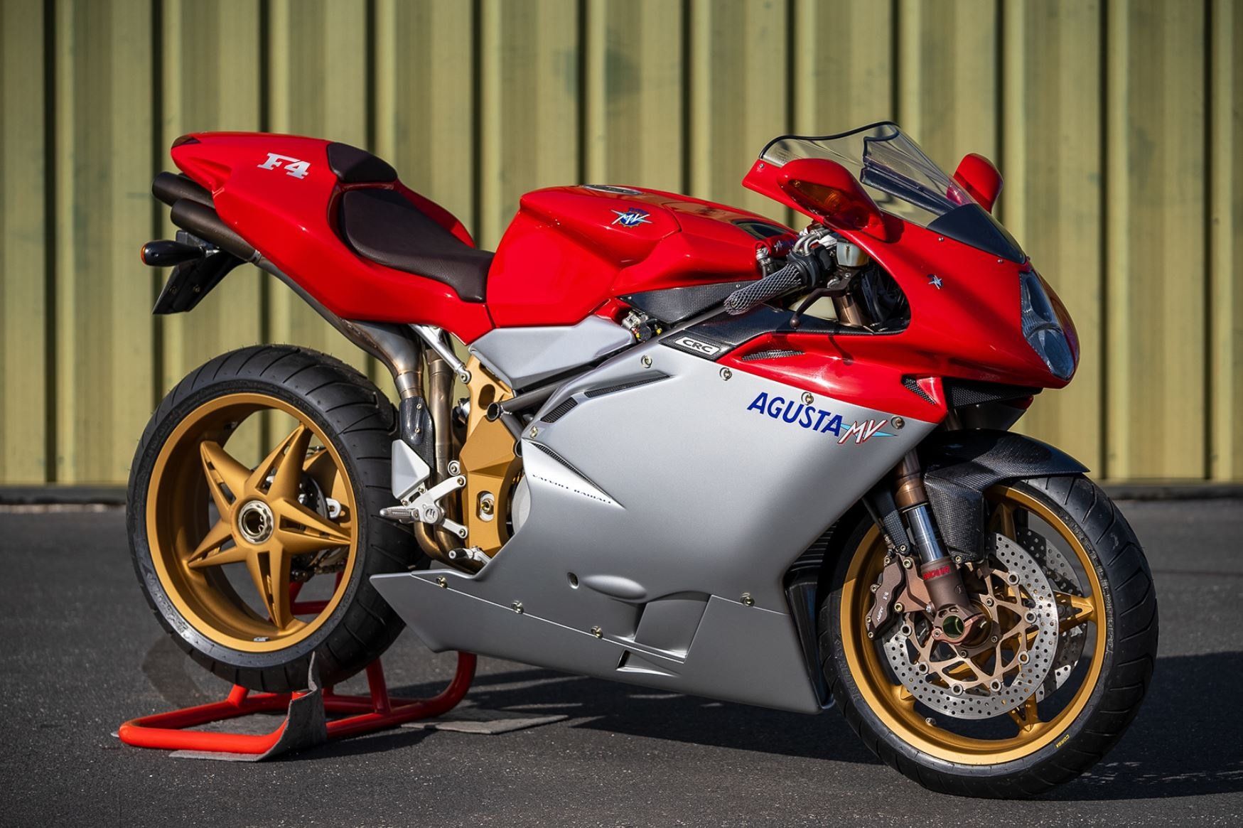 moto,  sieu moto,  superbike,  mv agusta,  Superveloce 1000 Serie Oro,  Superveloce 1000,  Serie Oro,  eicma anh 3