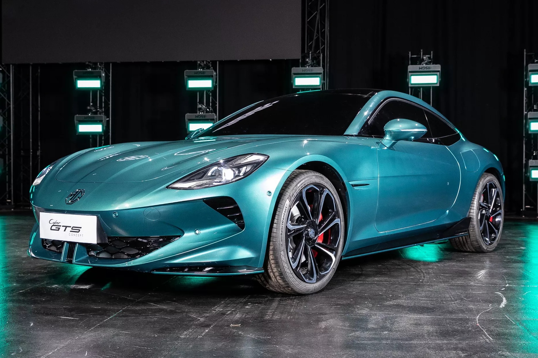 MG Cyber GTS Concept - mau coupe the thao cua MG Cyberster hinh anh