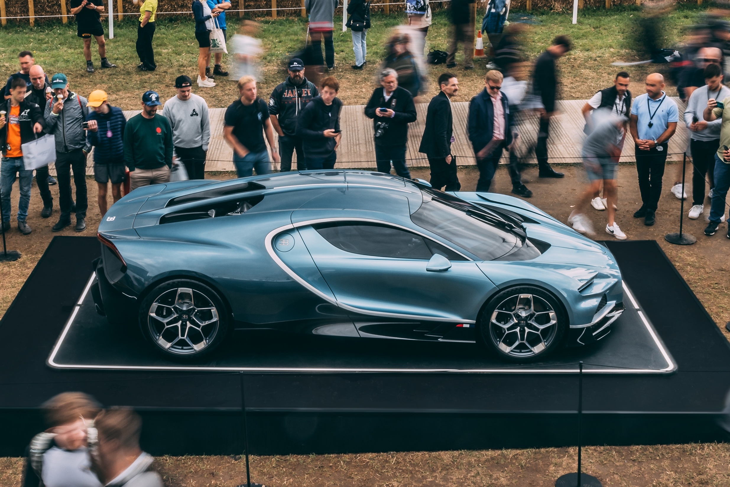 bugatti,  chiron,  veyron,  tourbillon,  bugatti tourbillon,  siêu xe,  hypercar,  Goodwood Festival of Speed ảnh 1 bugatti,  chiron,  veyron,  tourbillon,  bugatti tourbillon,  sieu xe,  hypercar,  Goodwood Festival of Speed anh 1