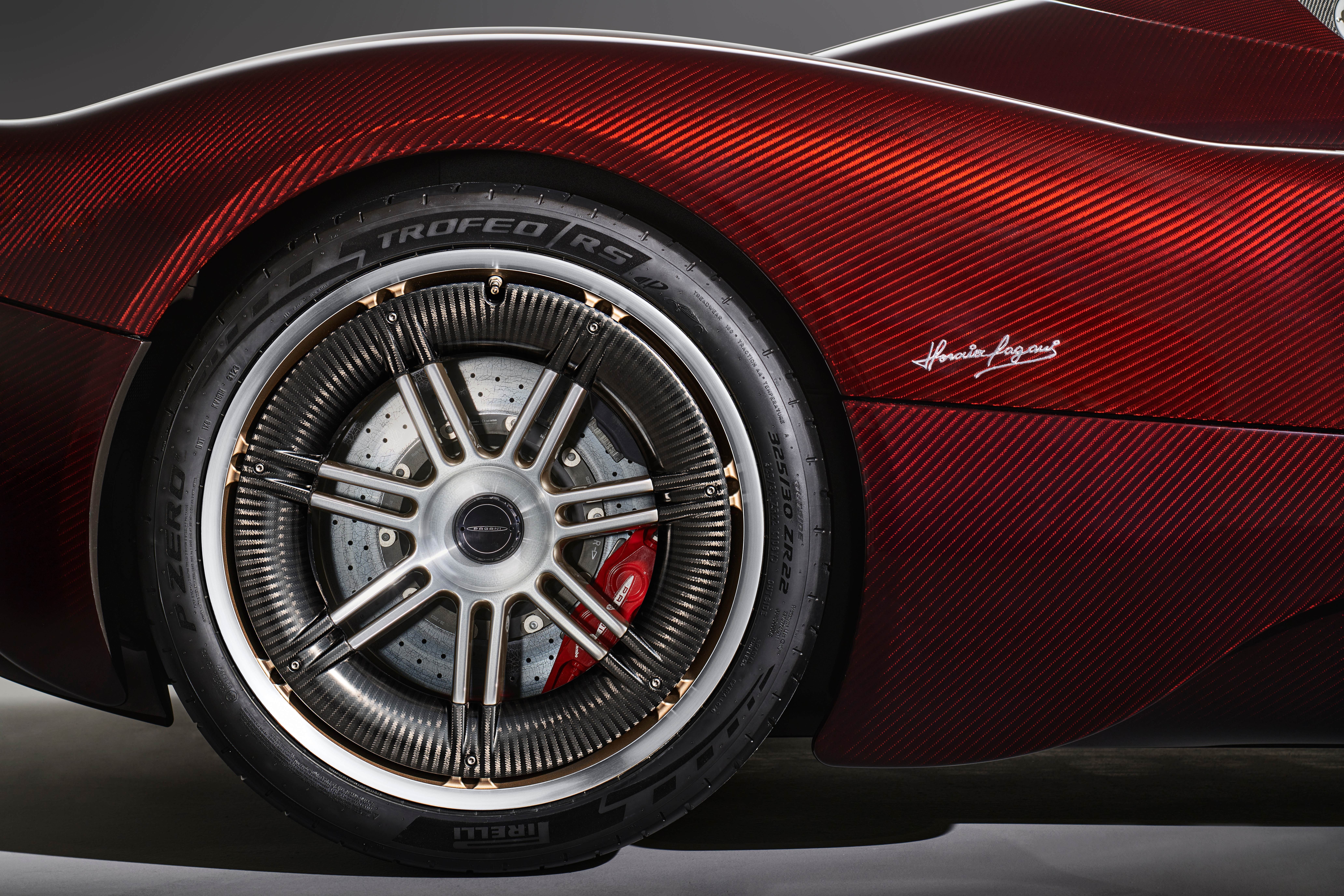 pagani,  utopia,  roadster,  utopia roadster,  pagani utopia,  pagani utopia roadster,  sieu xe,  Monterey Car Week anh 10