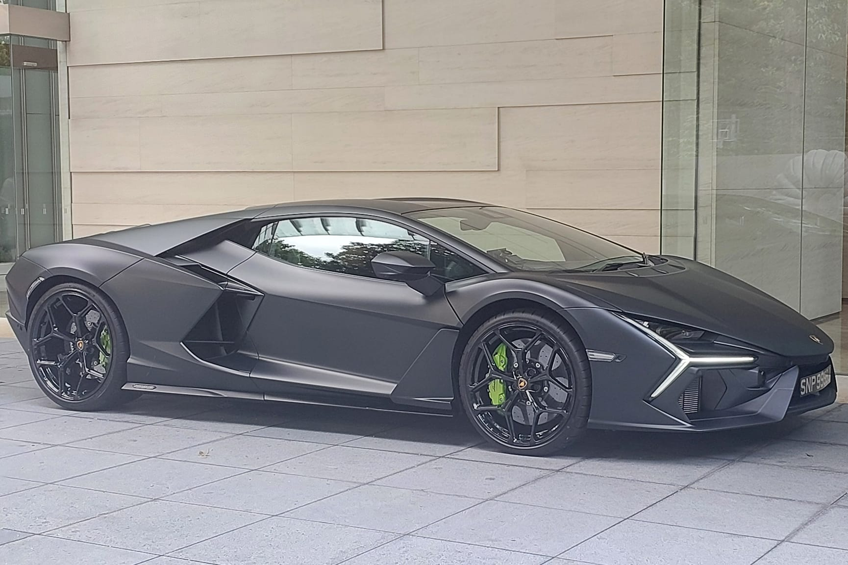 sieu xe,  singapore,  lamborghini,  revuelto,  lamborghini revuelto,  hybrid,  thai lan,  viet nam,  minh nhua,  hoang kim khanh anh 4