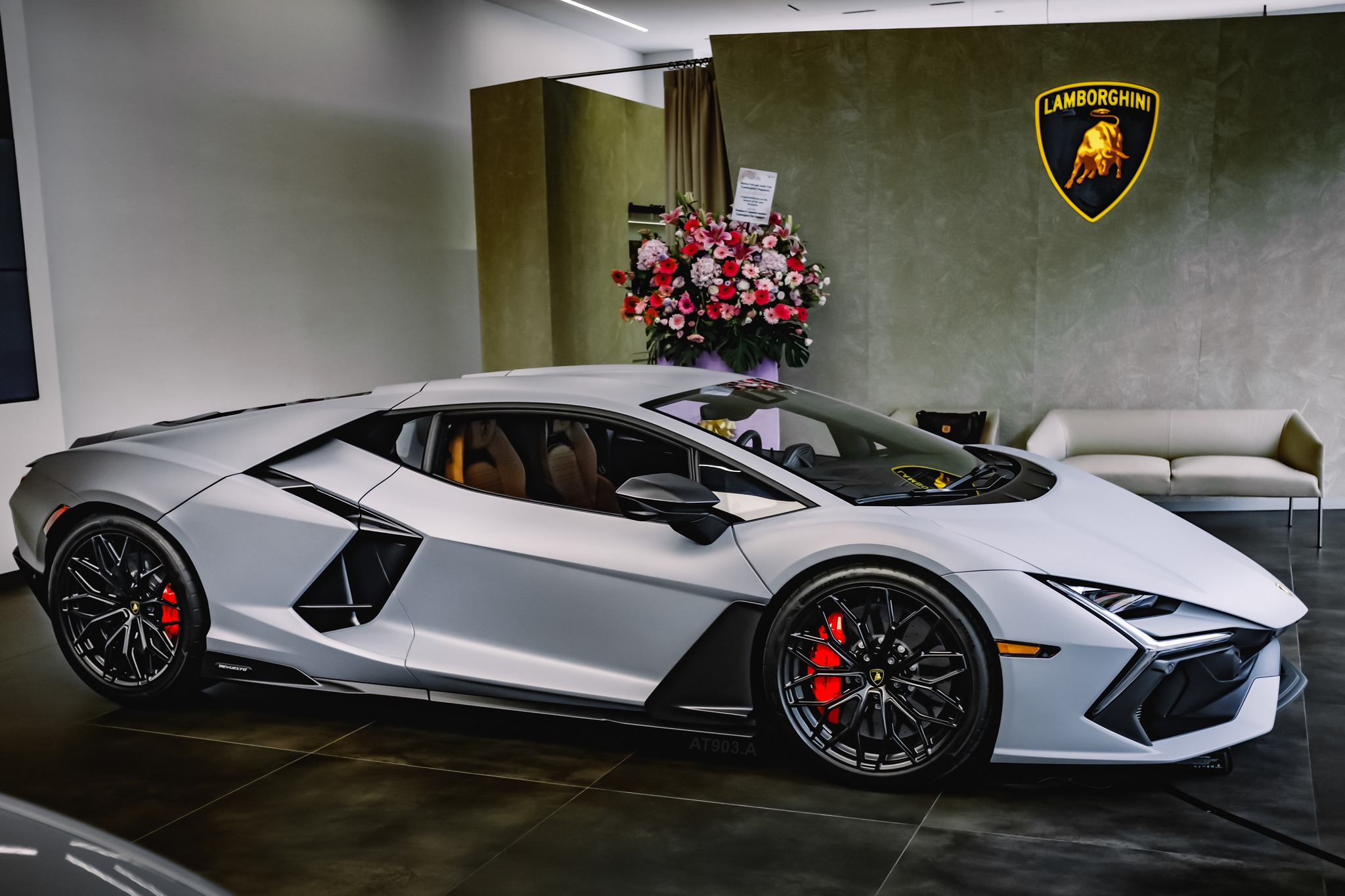sieu xe,  singapore,  lamborghini,  revuelto,  lamborghini revuelto,  hybrid,  thai lan,  viet nam,  minh nhua,  hoang kim khanh anh 6