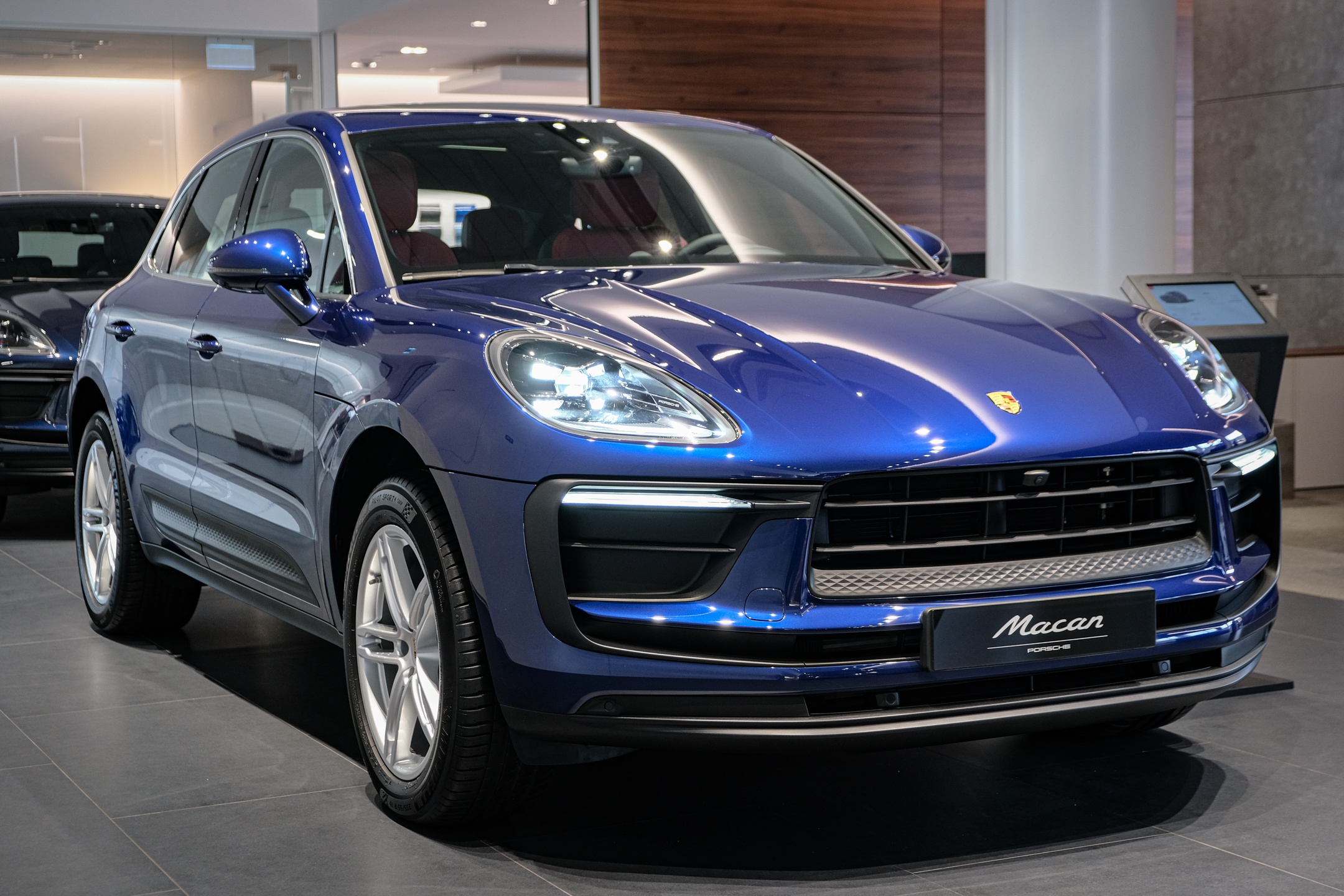 lũ lụt,  thụy sĩ,  xe sang,  thiếu hụt,  nhôm,  hợp kim nhôm,  porsche,  land rover ảnh 2 lu lut,  thuy si,  xe sang,  thieu hut,  nhom,  hop kim nhom,  porsche,  land rover anh 2