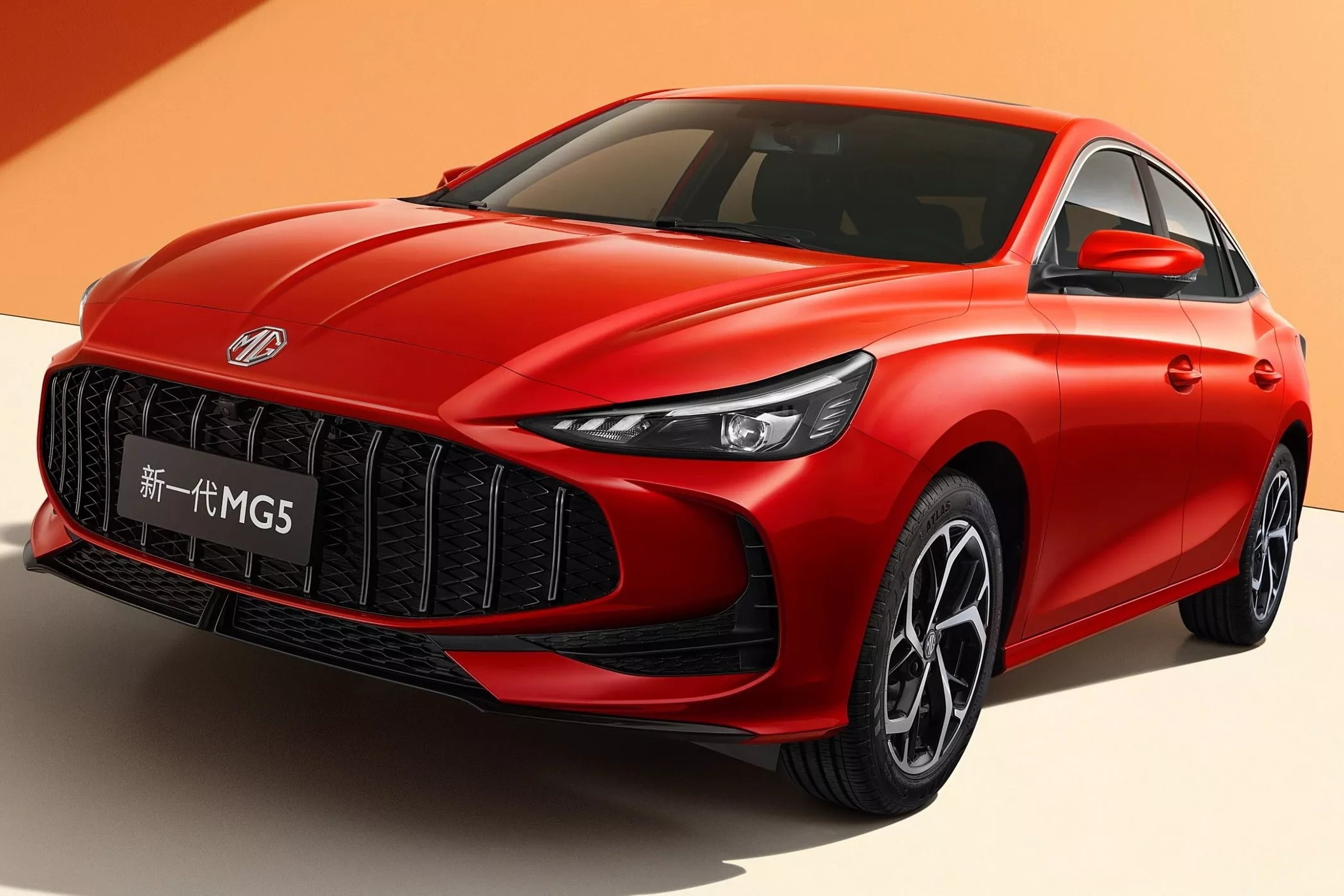 MG5 ban nang cap giua vong doi ra mat tai Trung Quoc hinh anh