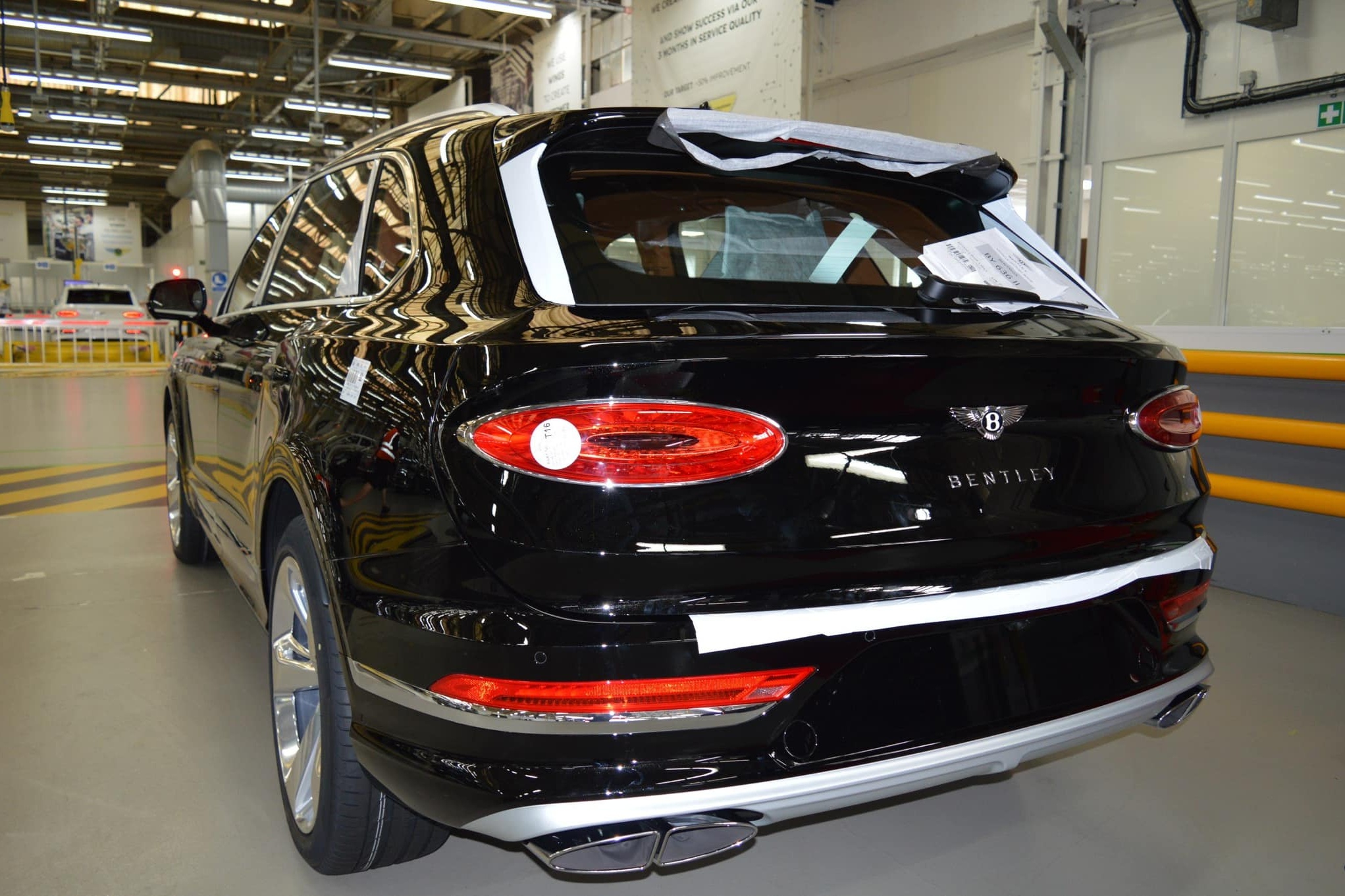 nguyễn quốc vũ,  đoàn di băng,  siêu xe,  lamborghini,  porsche,  urus,  urus performante,  huracan,  taycan,  porsche,  panamera,  mercedes,  g63,  ducati,  triumph,  ktm,  brabus,  mclaren,  720s,  720s spider ảnh 9 nguyen quoc vu,  doan di bang,  sieu xe,  lamborghini,  porsche,  urus,  urus performante,  huracan,  taycan,  porsche,  panamera,  mercedes,  g63,  ducati,  triumph,  ktm,  brabus,  mclaren,  720s,  720s spider anh 9