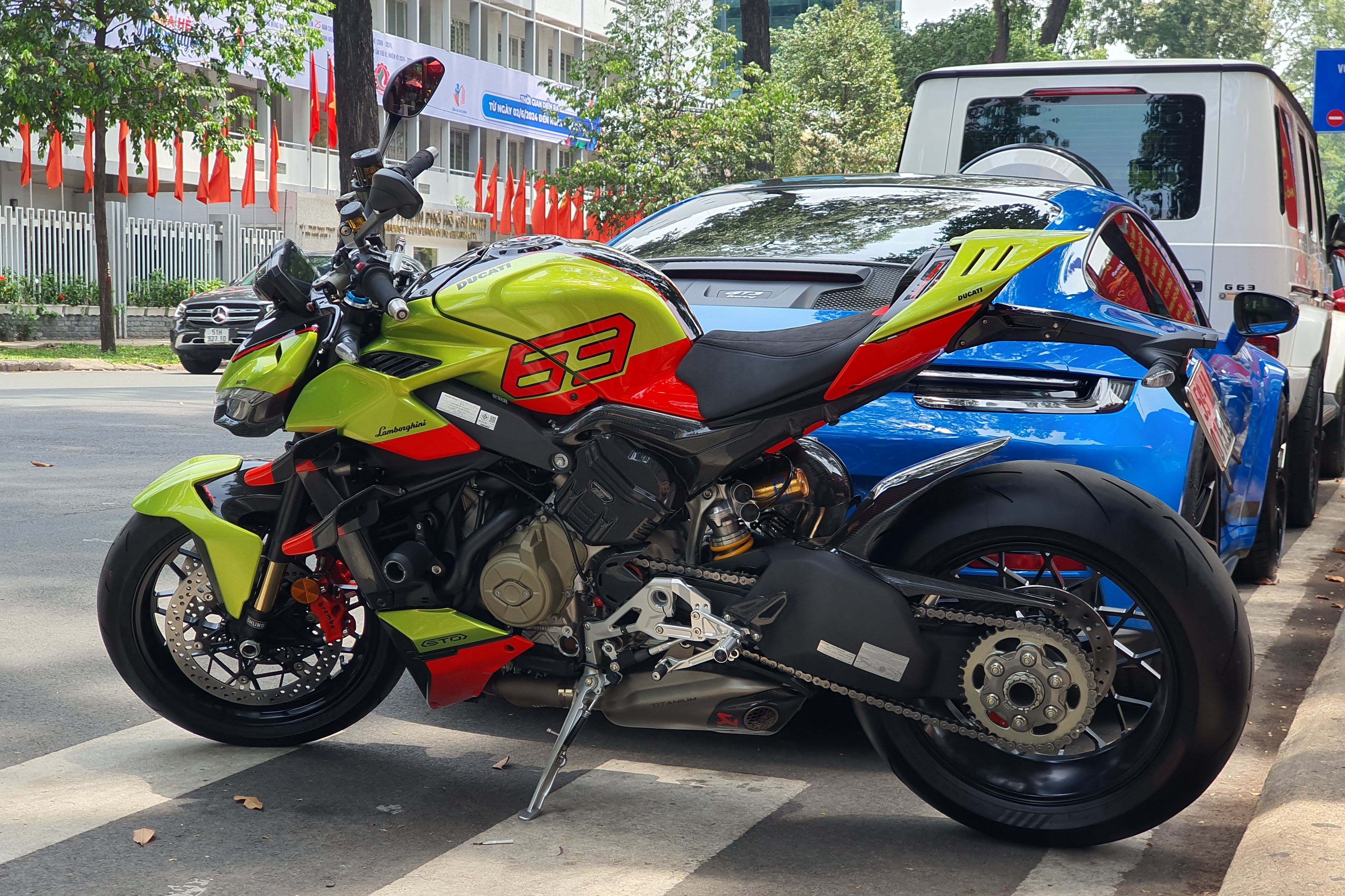 nguyễn quốc vũ,  đoàn di băng,  siêu xe,  lamborghini,  porsche,  urus,  urus performante,  huracan,  taycan,  porsche,  panamera,  mercedes,  g63,  ducati,  triumph,  ktm,  brabus,  mclaren,  720s,  720s spider ảnh 22 nguyen quoc vu,  doan di bang,  sieu xe,  lamborghini,  porsche,  urus,  urus performante,  huracan,  taycan,  porsche,  panamera,  mercedes,  g63,  ducati,  triumph,  ktm,  brabus,  mclaren,  720s,  720s spider anh 22