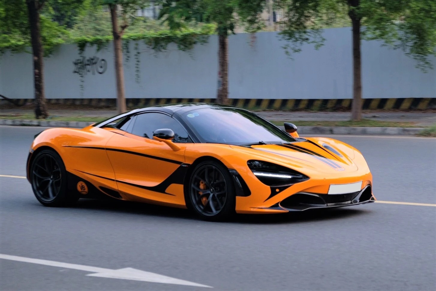 nguyễn quốc vũ,  đoàn di băng,  siêu xe,  lamborghini,  porsche,  urus,  urus performante,  huracan,  taycan,  porsche,  panamera,  mercedes,  g63,  ducati,  triumph,  ktm,  brabus,  mclaren,  720s,  720s spider ảnh 12 nguyen quoc vu,  doan di bang,  sieu xe,  lamborghini,  porsche,  urus,  urus performante,  huracan,  taycan,  porsche,  panamera,  mercedes,  g63,  ducati,  triumph,  ktm,  brabus,  mclaren,  720s,  720s spider anh 12