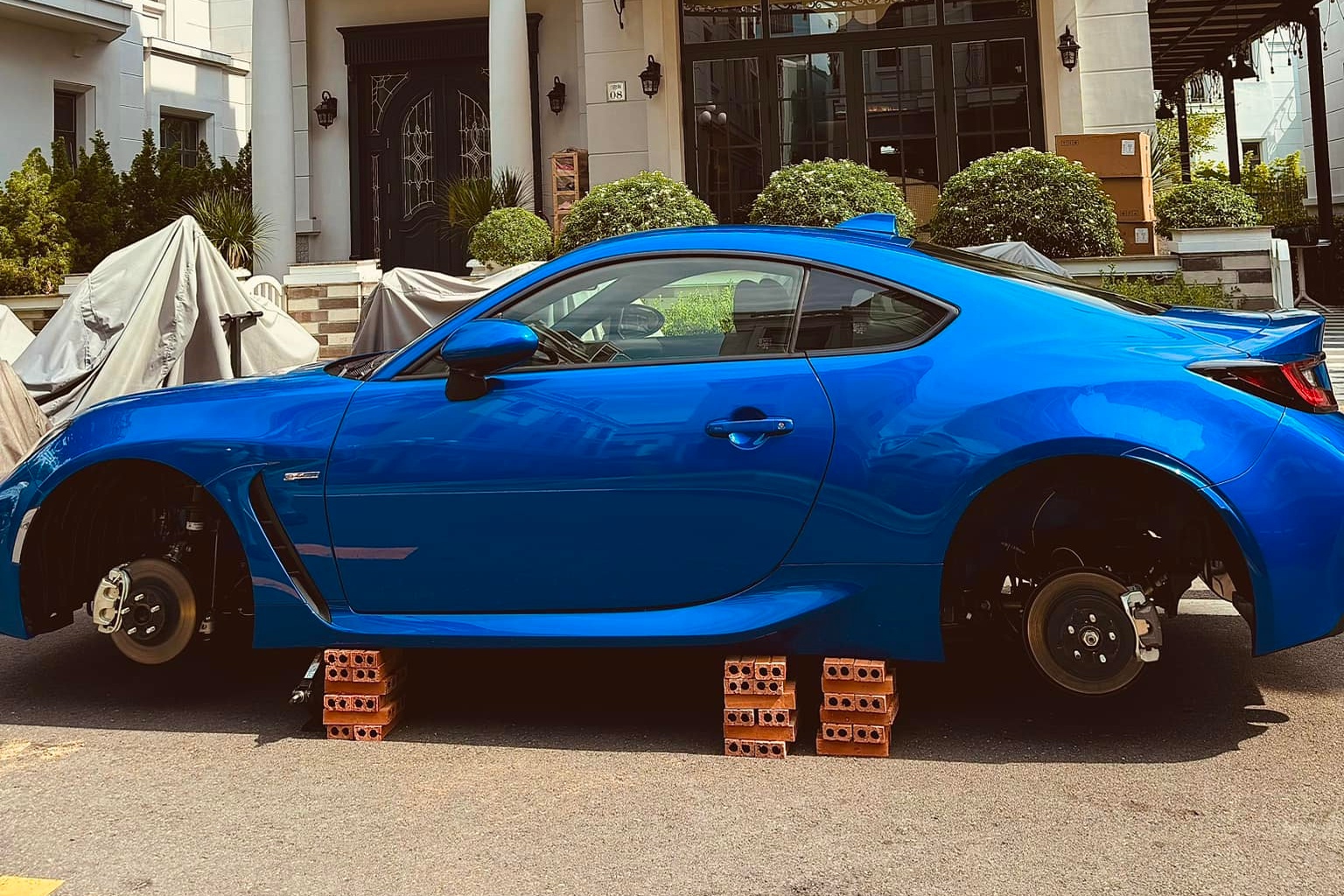 nguyễn quốc vũ,  đoàn di băng,  siêu xe,  lamborghini,  porsche,  urus,  urus performante,  huracan,  taycan,  porsche,  panamera,  mercedes,  g63,  ducati,  triumph,  ktm,  brabus,  mclaren,  720s,  720s spider ảnh 16 nguyen quoc vu,  doan di bang,  sieu xe,  lamborghini,  porsche,  urus,  urus performante,  huracan,  taycan,  porsche,  panamera,  mercedes,  g63,  ducati,  triumph,  ktm,  brabus,  mclaren,  720s,  720s spider anh 16