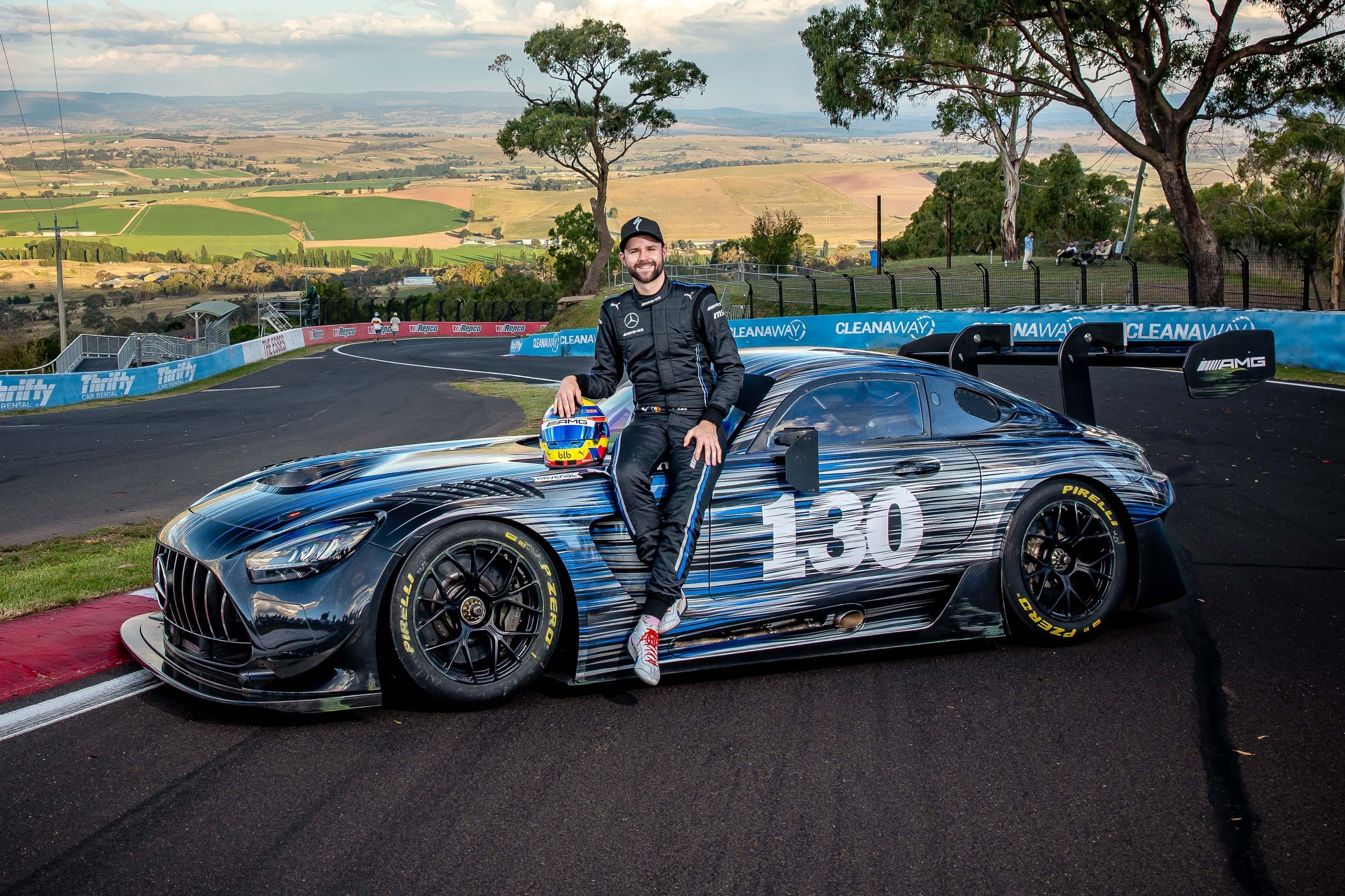 Mercedes-AMG GT3 ra mat phien ban manh nhat, gioi han 13 chiec hinh anh