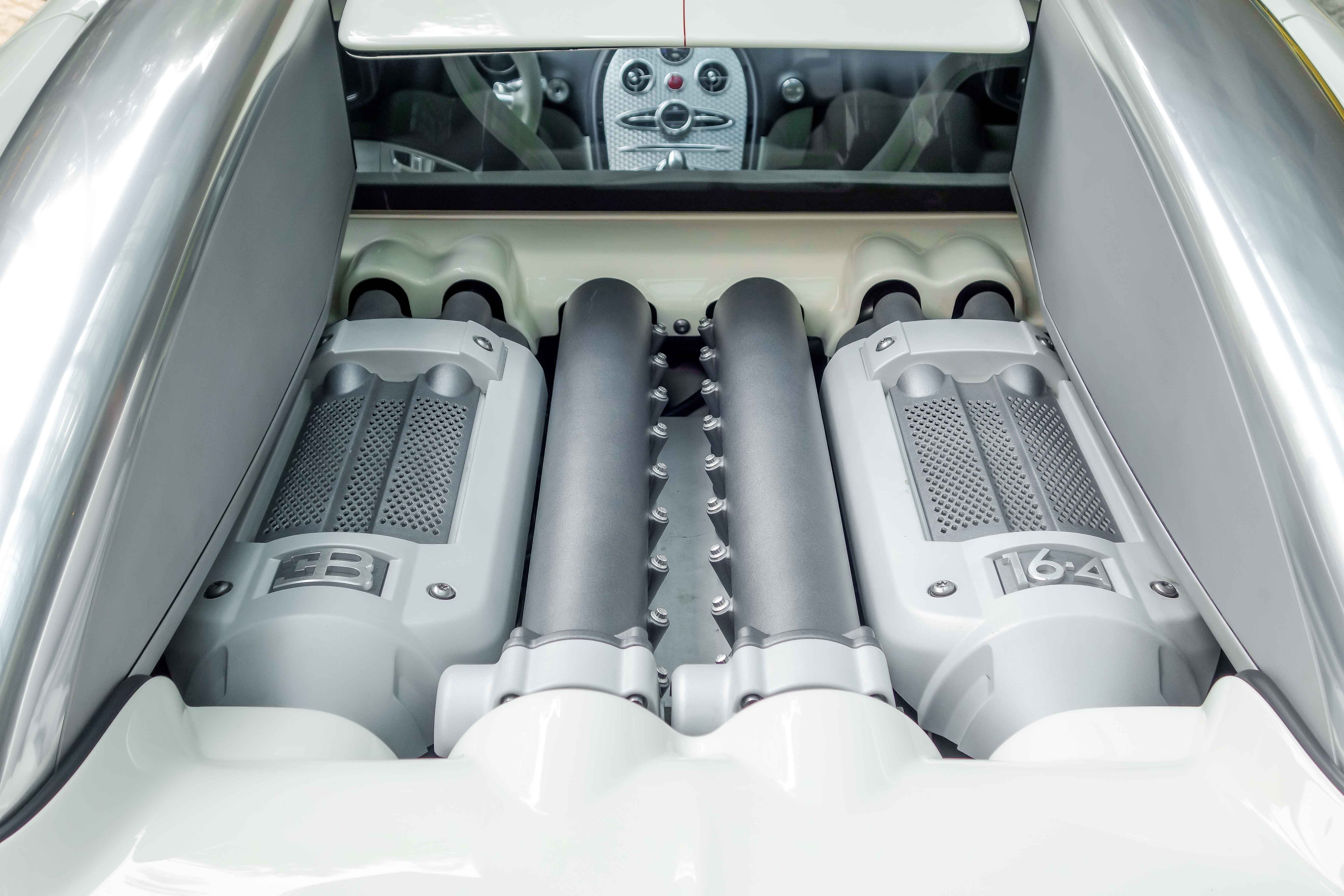 bugatti,  veyron,  dang le nguyen vu,  qua vu,  sieu xe,  gumball 3000,  bugatti veyron,  hypercar anh 16