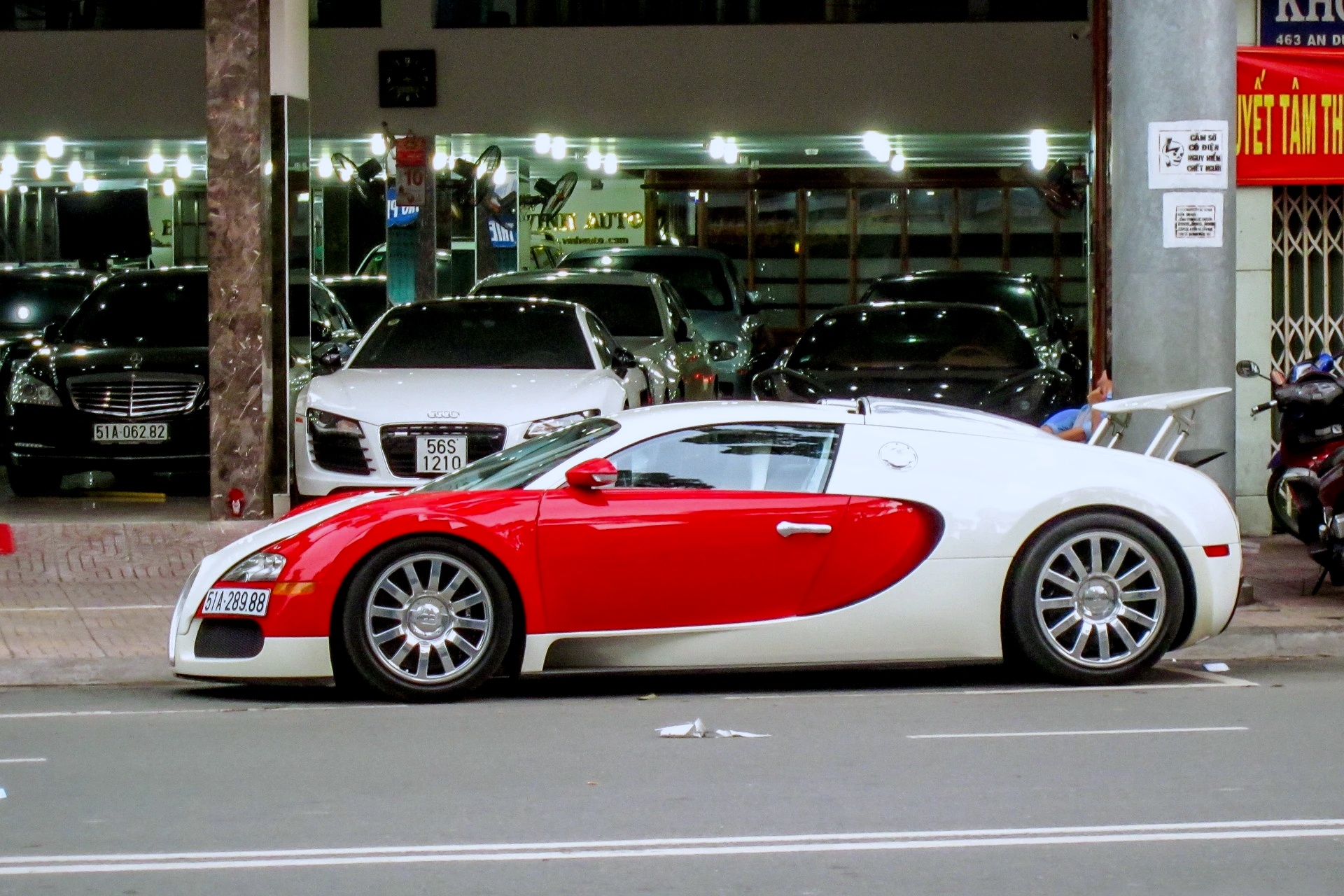 bugatti,  veyron,  dang le nguyen vu,  qua vu,  sieu xe,  gumball 3000,  bugatti veyron,  hypercar anh 2