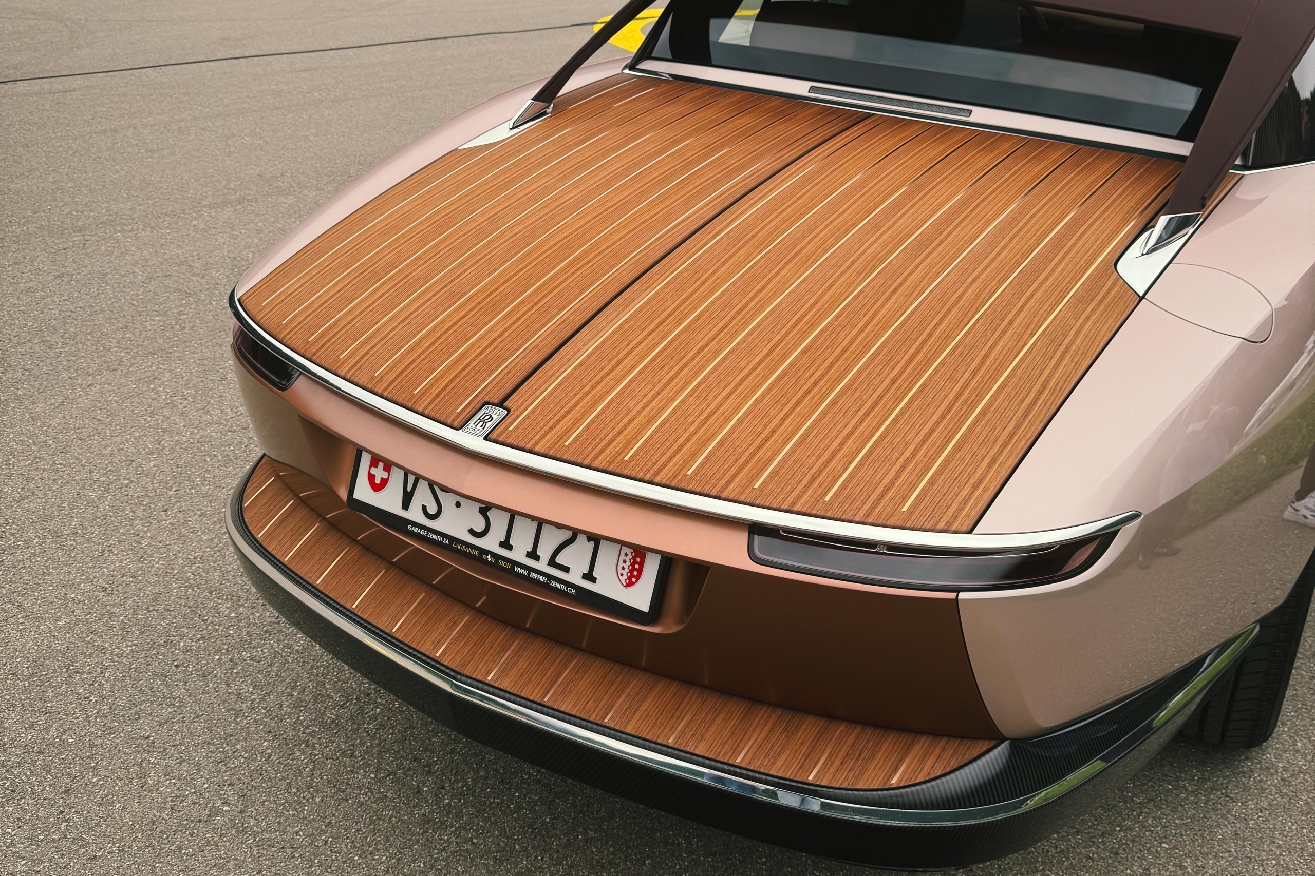 rolls-royce,  boat tail,  droptail,  sweptail,  siêu sang,  phantom,  thụy sĩ,  rolls-royce boat tail ảnh 7 rolls-royce,  boat tail,  droptail,  sweptail,  sieu sang,  phantom,  thuy si,  rolls-royce boat tail anh 7