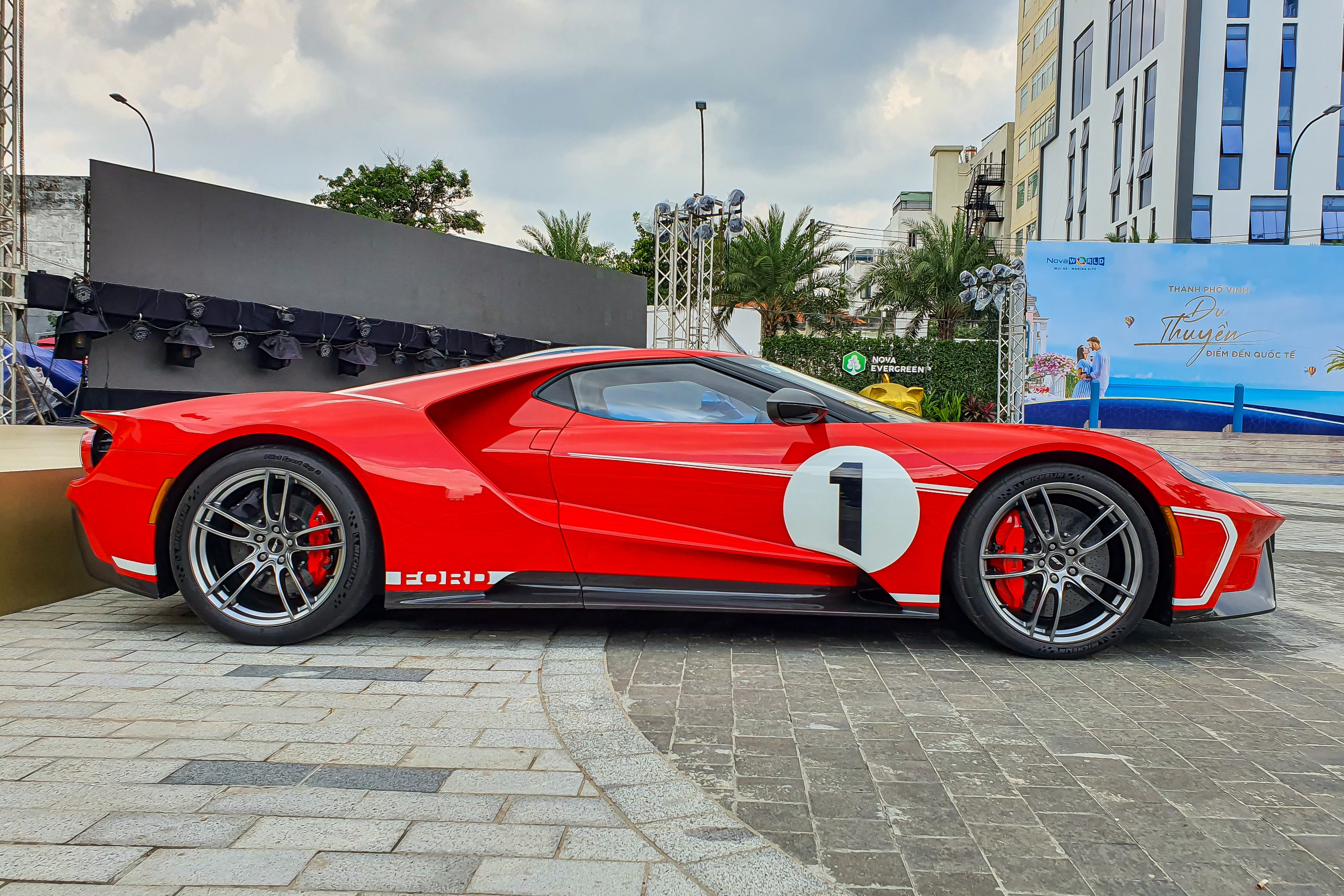 ford,  gt,  ford gt,  sieu xe,  dang le nguyen vu,  gumball 3000 anh 12