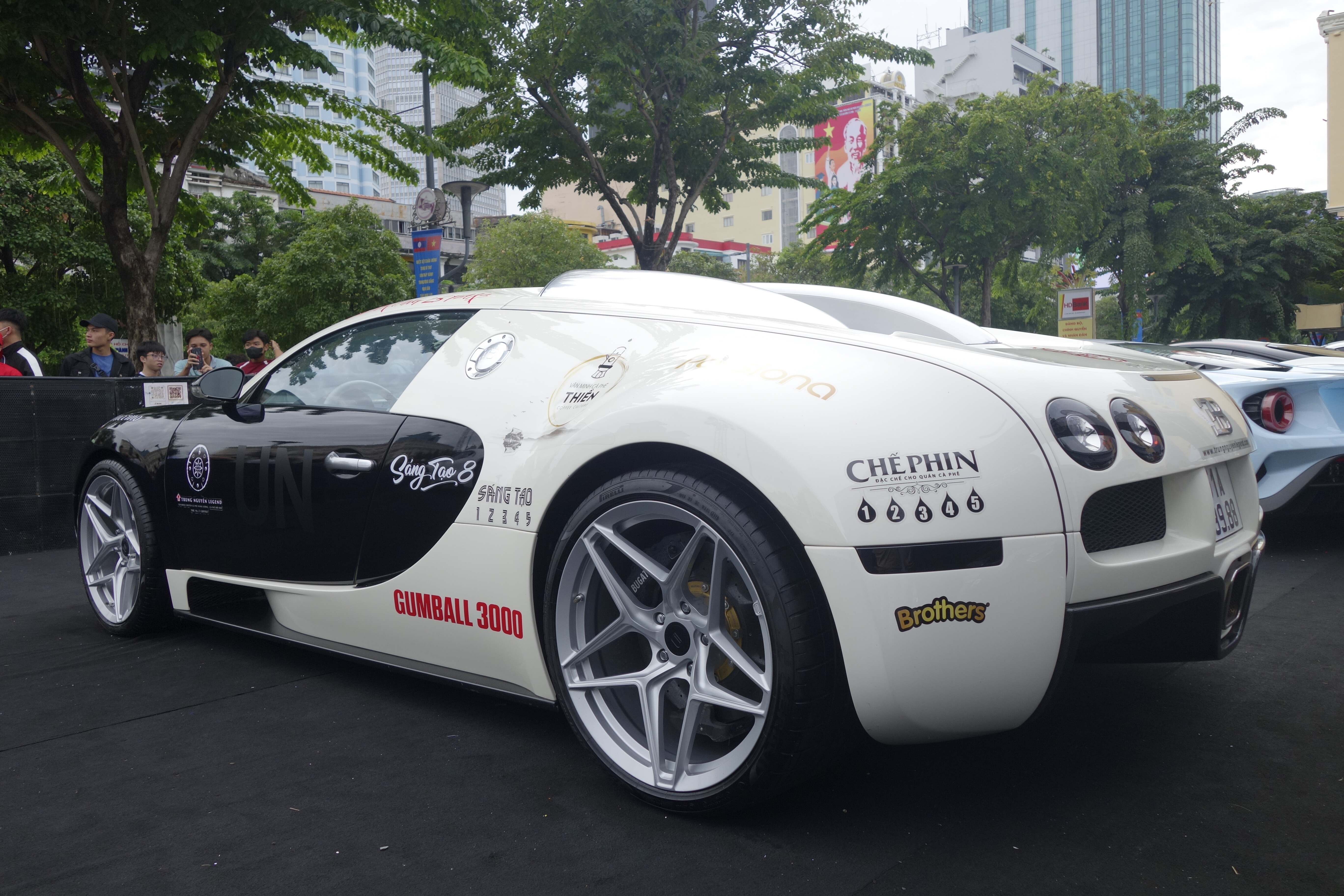 ferrari,  dang le nguyen vu,  trung nguyen,  355,  360,  430,  458,  488,  f8,  f12,  599,  sieu xe,  gumball 3000 anh 7