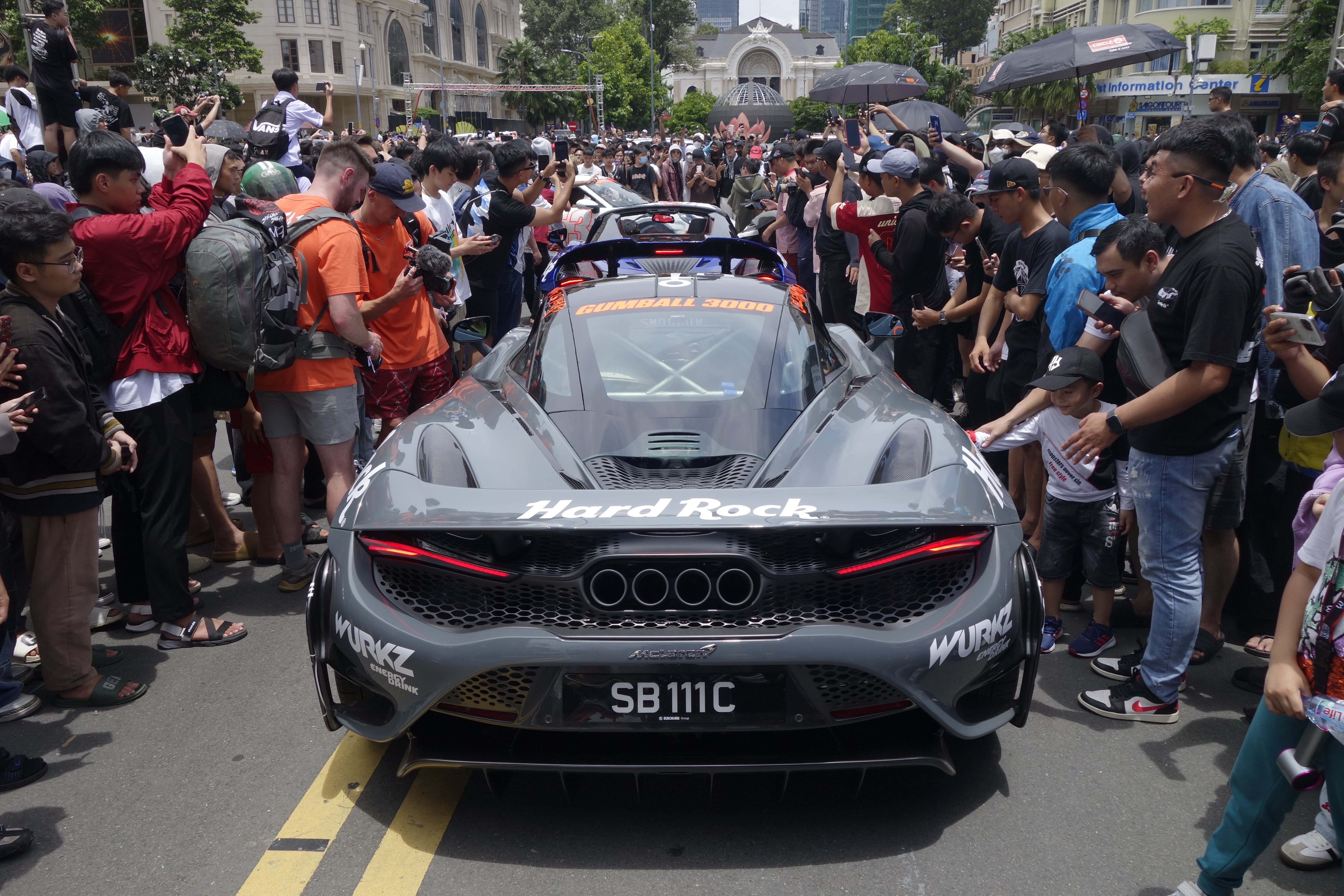 Gumball 3000 san sang tai TP.HCM voi hang tram sieu xe hinh anh