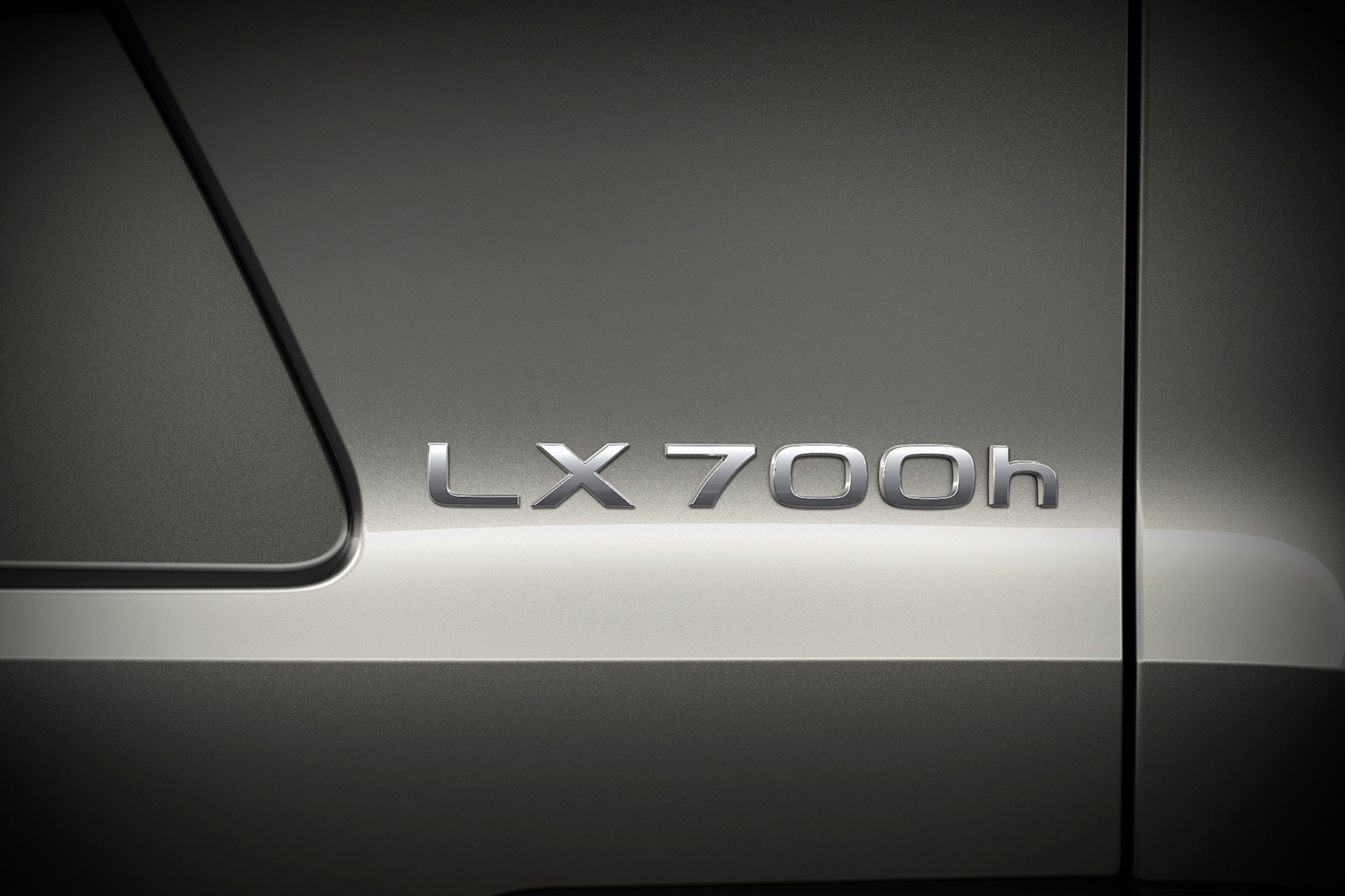 Siêu phẩm Lexus LX 700h ra mắt với phiên bản hoàn toàn mới