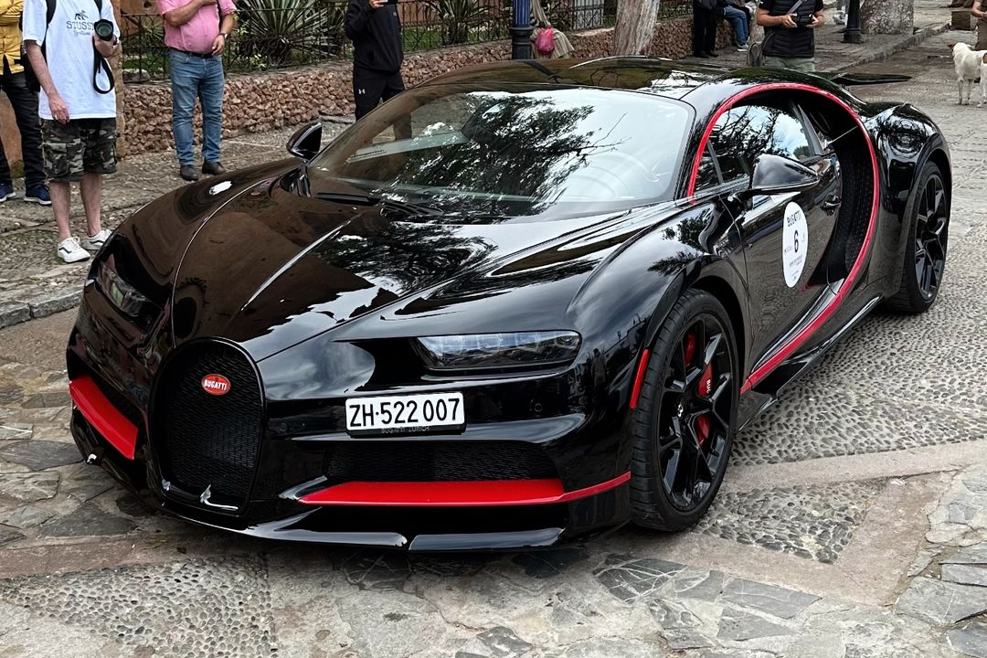 bugatti,  chiron,  tai nan,  sieu xe,  tai nan sieu xe,  bugatti veyron,  bugatti chiron,  morocco,  bugatti grand tour anh 14