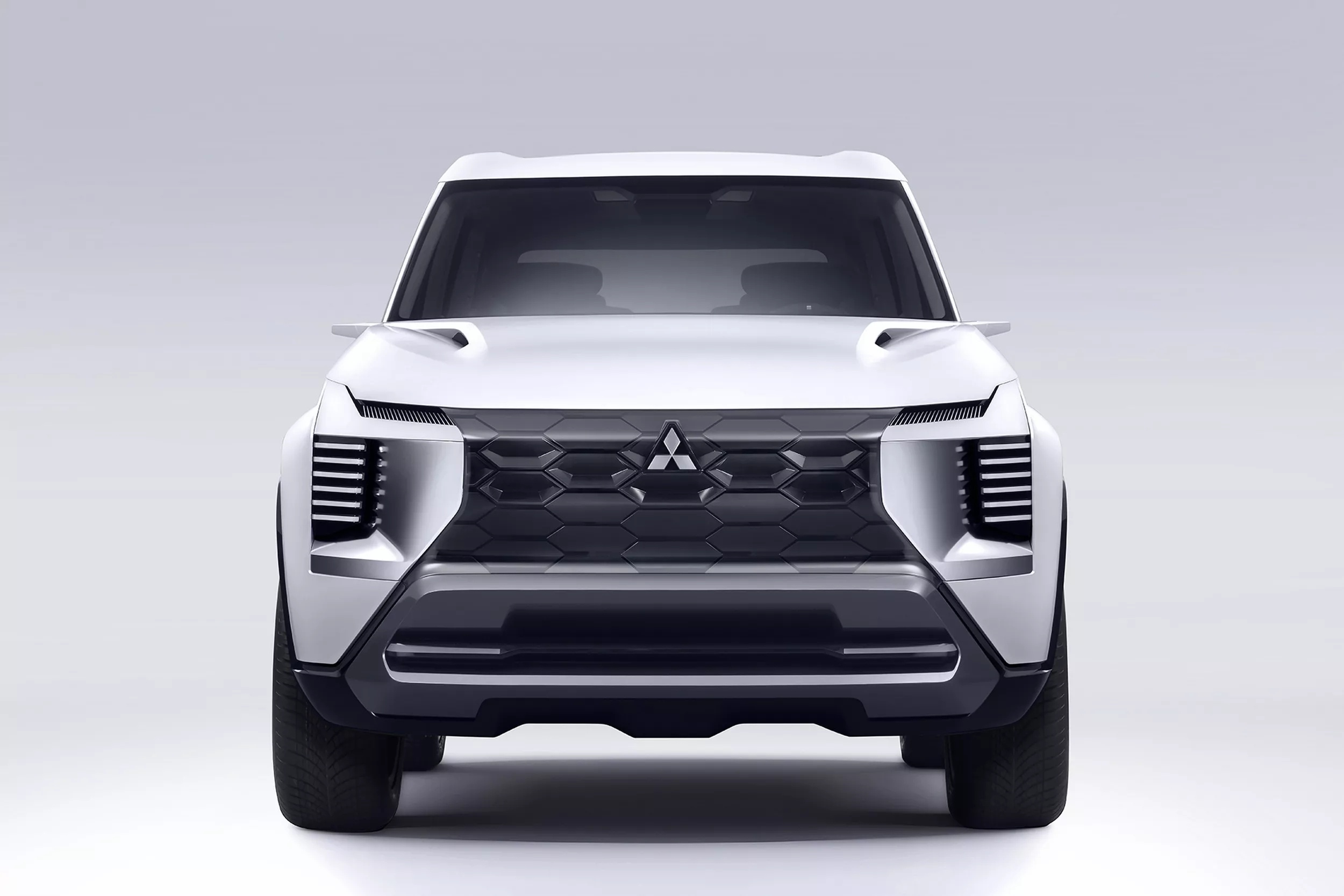 mitsubishi,  dst concept,  mitsubishi dst concept,  xforce,  xfc concept,  mitsubishi,  outlander,  suv,  suv hang c anh 2