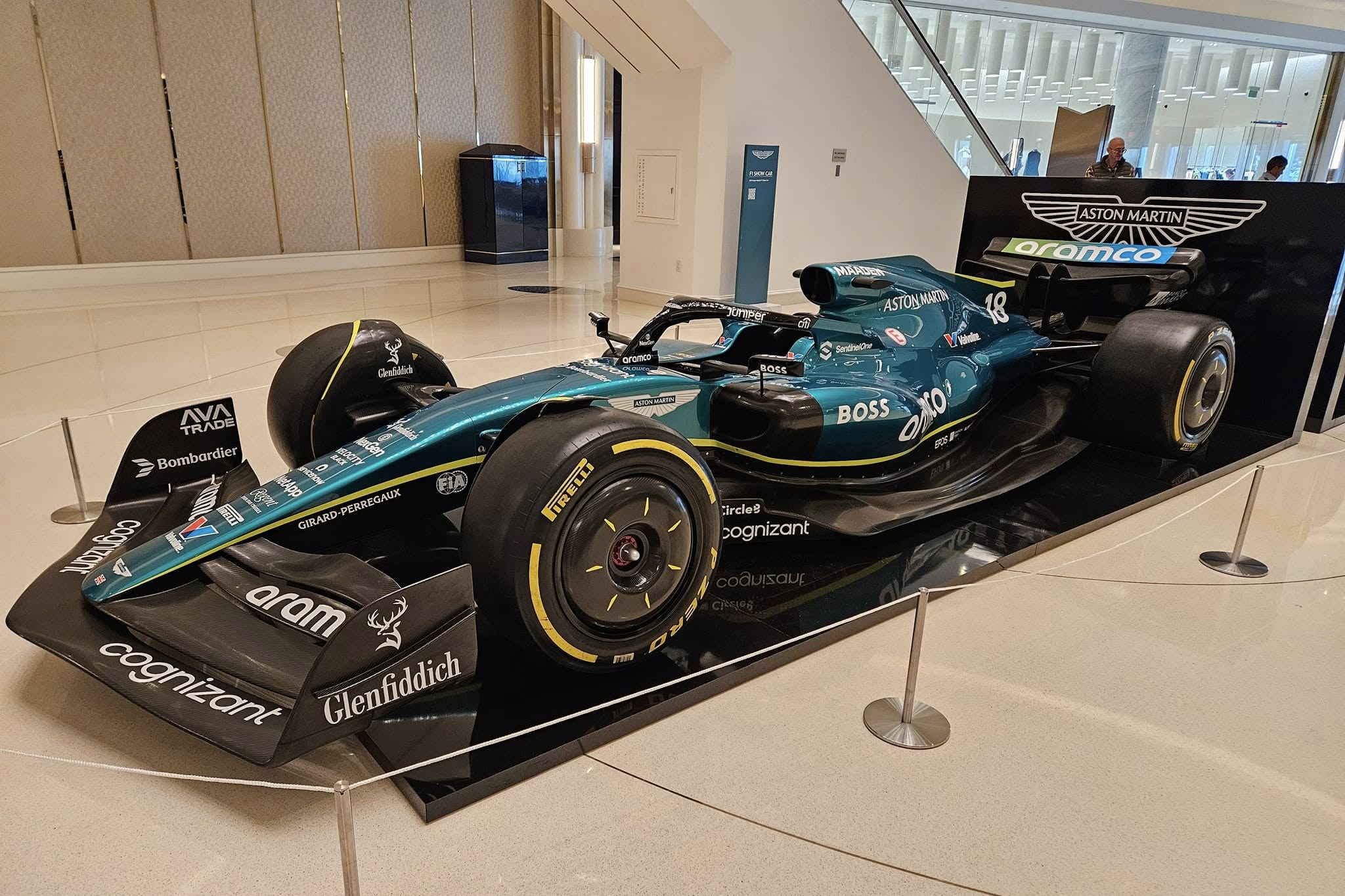 aston martin,  las vegas,  f1,  las vegas f1,  f1 las vegas,  vantage,  vanquish,  db12,  db12 goldenfinger edition,  valkyrie,  amr24,  db4,  db5,  db6,  dbs anh 14