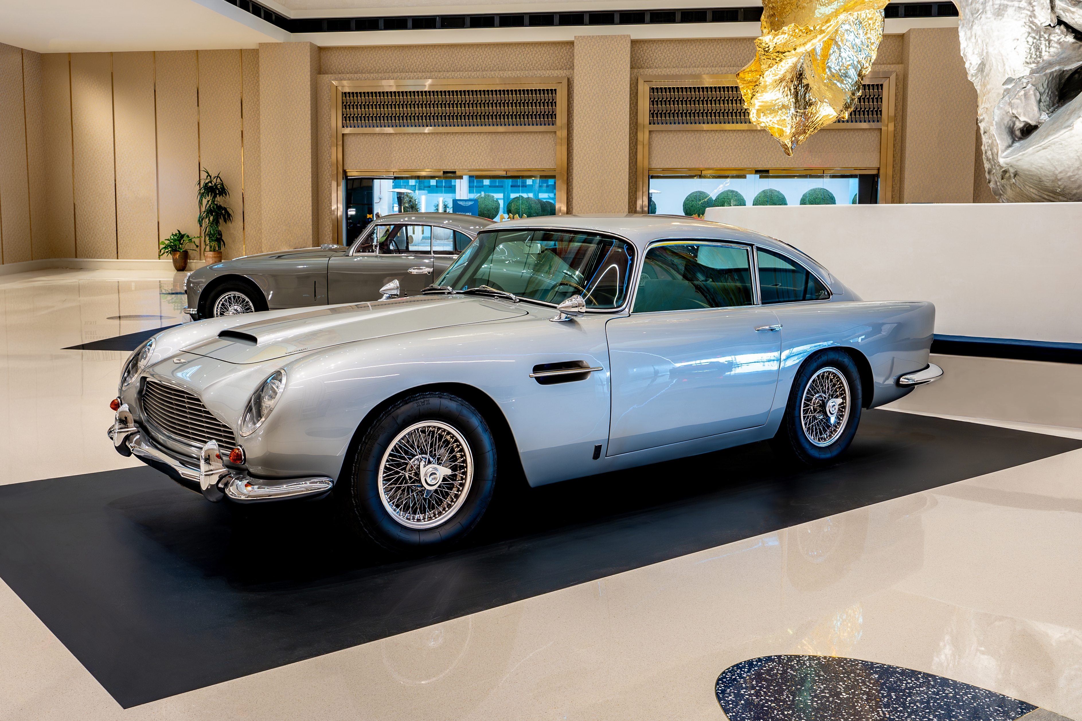 aston martin,  las vegas,  f1,  las vegas f1,  f1 las vegas,  vantage,  vanquish,  db12,  db12 goldenfinger edition,  valkyrie,  amr24,  db4,  db5,  db6,  dbs anh 6
