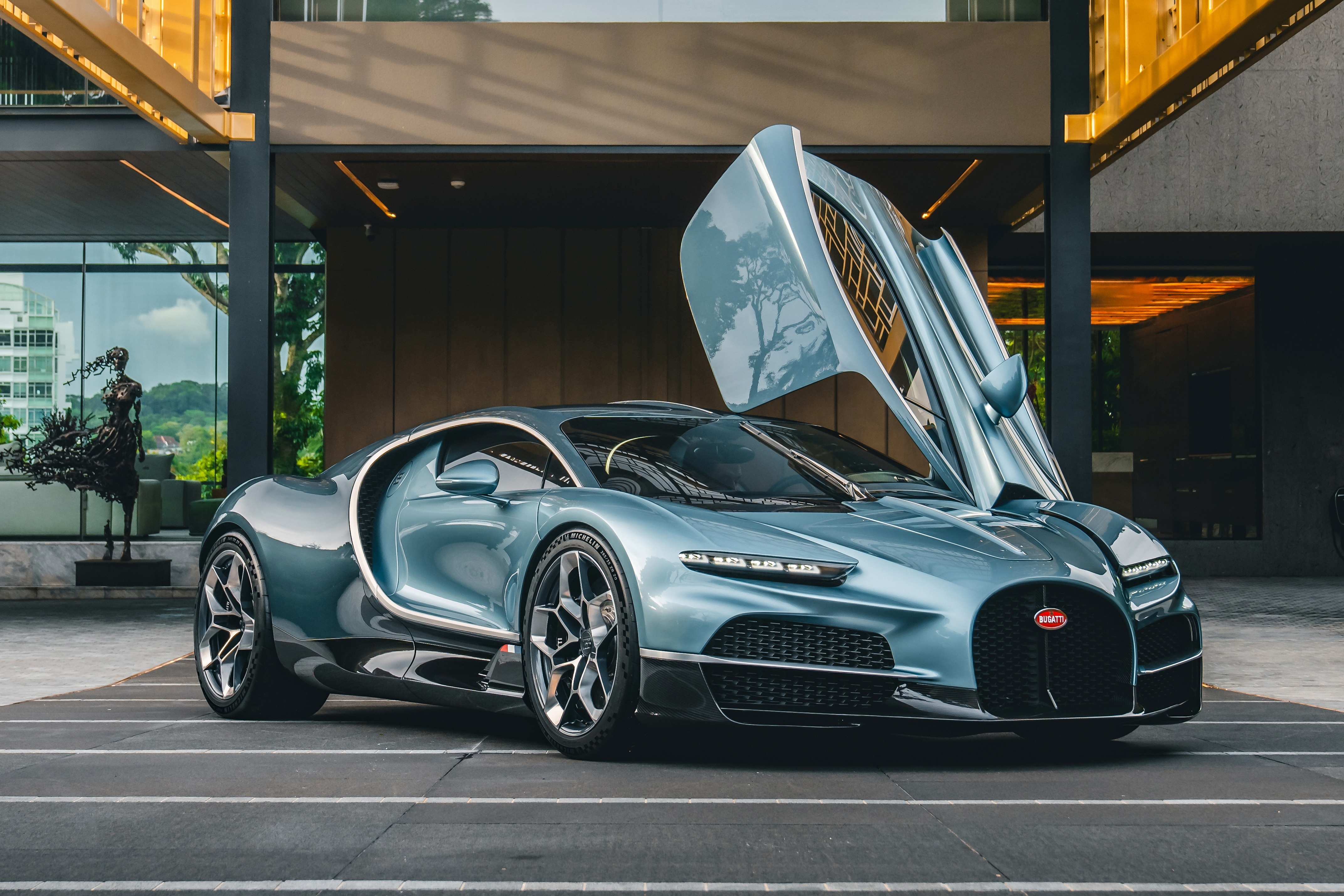 mclaren w1,  ferrari f80,  Aston Martin Valhalla,  Bugatti Tourbillon,  Pagani Utopia Roadster,  Mercedes-AMG PureSpeed,  Maybach SL 680,  Ferrari 12Cilindri,  Lamborghini Temerario,  Aston Martin Vanquish,  bentley,  porsche 911 anh 5