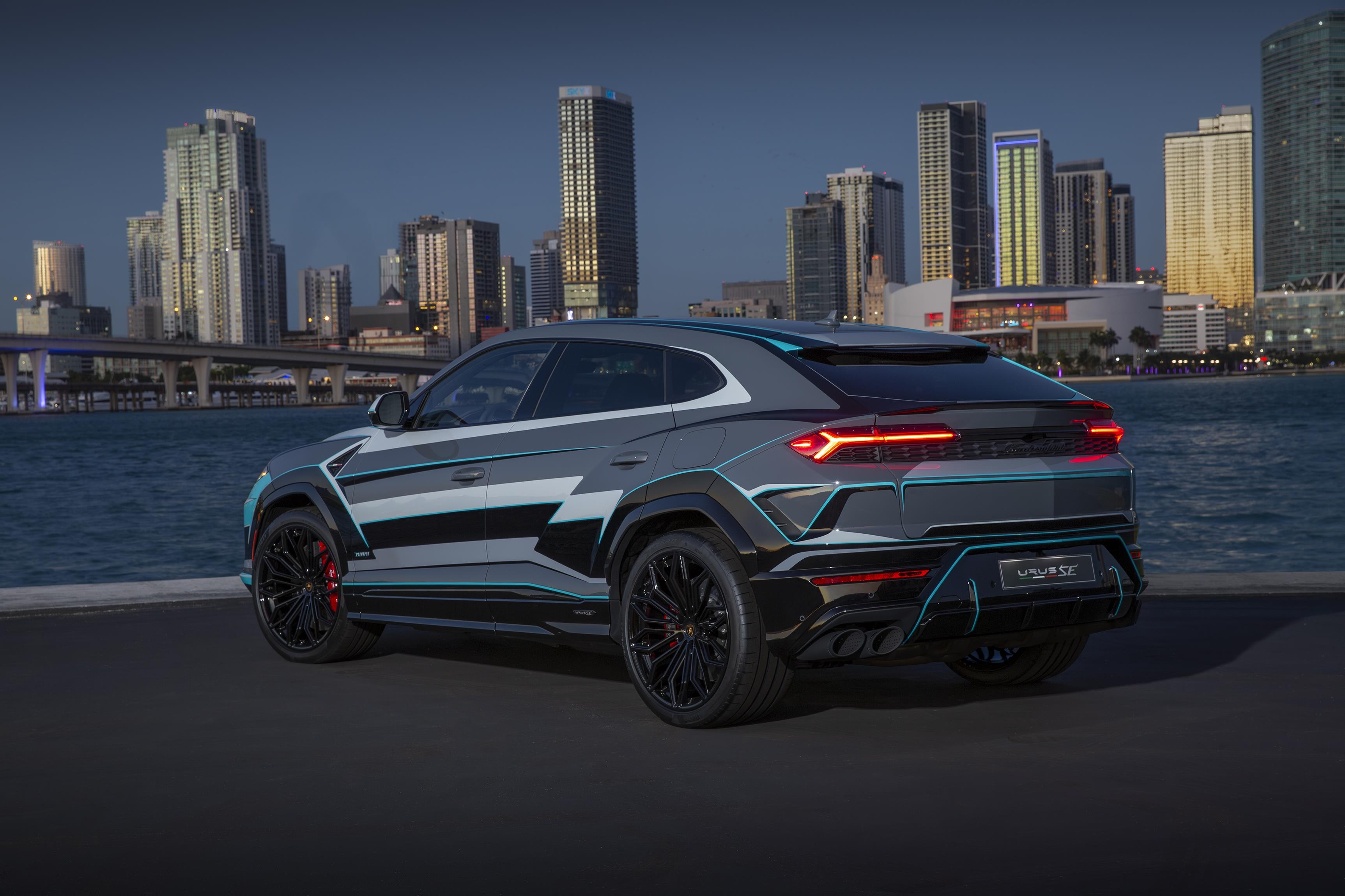 lamborghini,  urus,  urus se,  hybrid,  phev,  sieu xe,  suv,  miami,  art basel anh 10